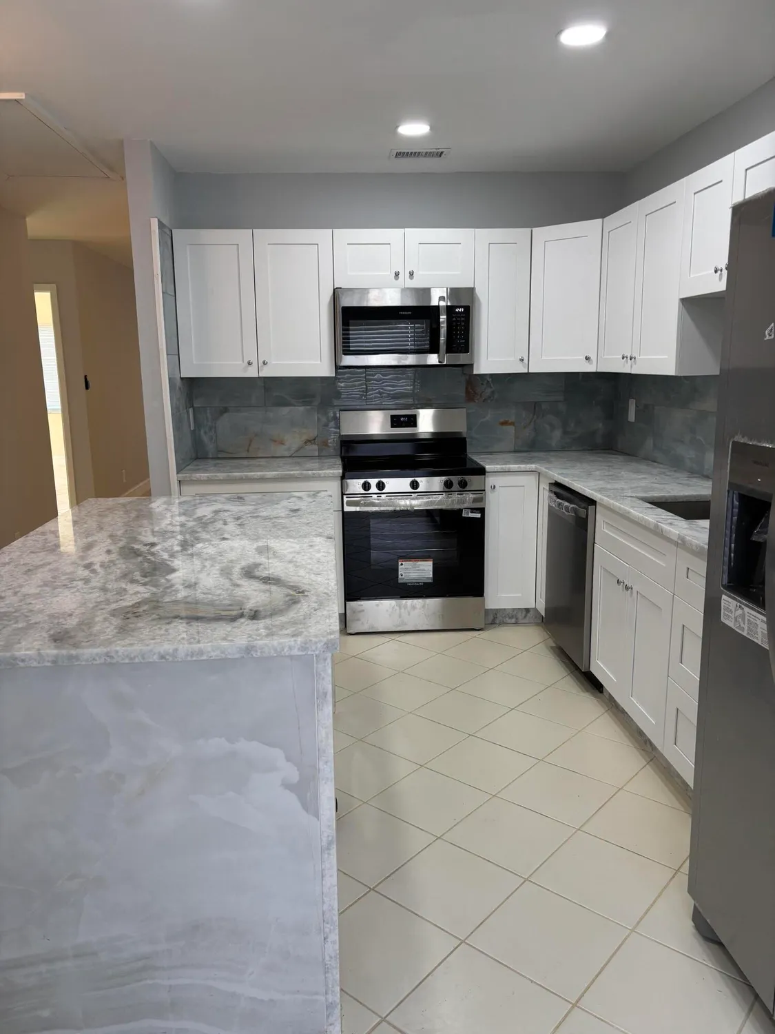 Property Slideshow image 3 of 13 | 20866 vinesta cir, Boca Raton, FL, 33433