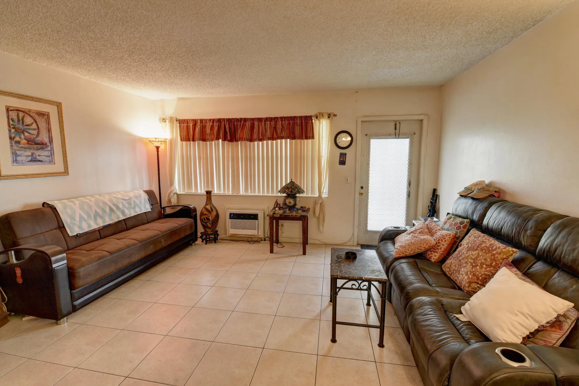 Property Slideshow image 4 of 18 | 383 markham r, Deerfield Beach, FL, 33442