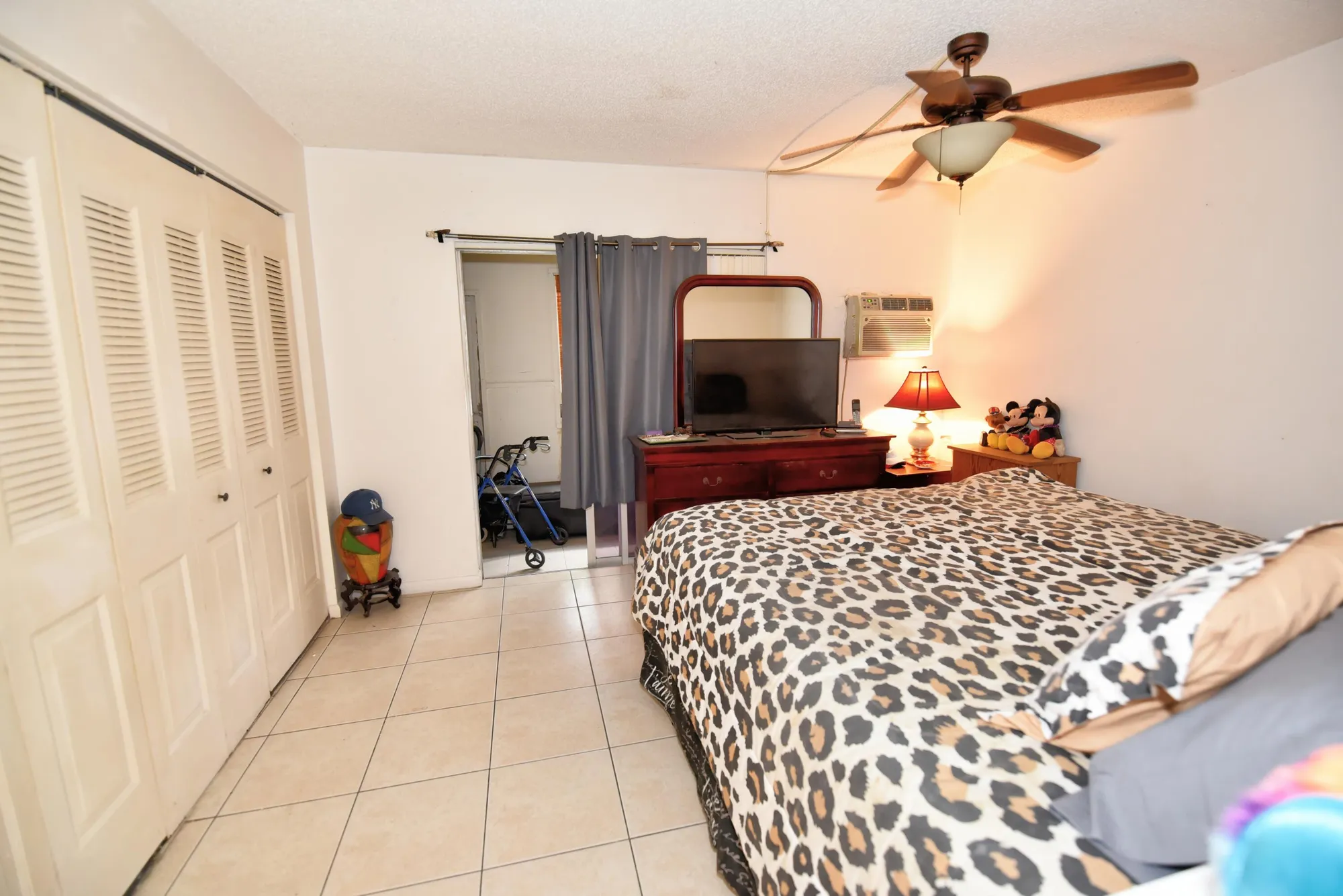 Property Slideshow image 7 of 18 | 383 markham r, Deerfield Beach, FL, 33442