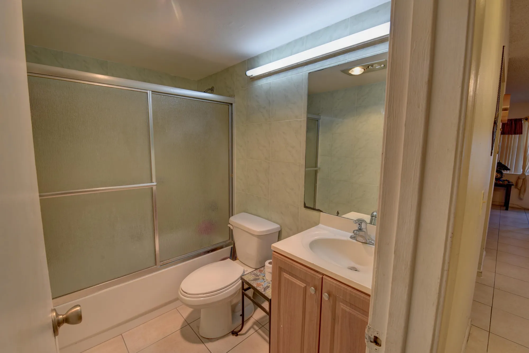 Property Slideshow image 6 of 18 | 383 markham r, Deerfield Beach, FL, 33442