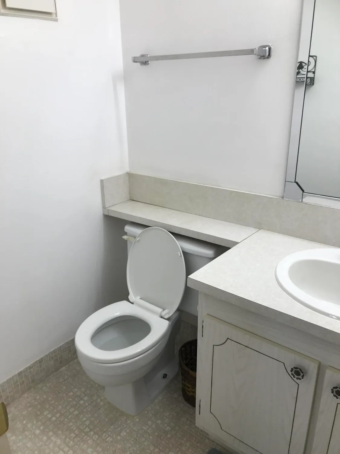 Property Slideshow image 6 of 9 | 229 fanshaw f, Boca Raton, FL, 33434