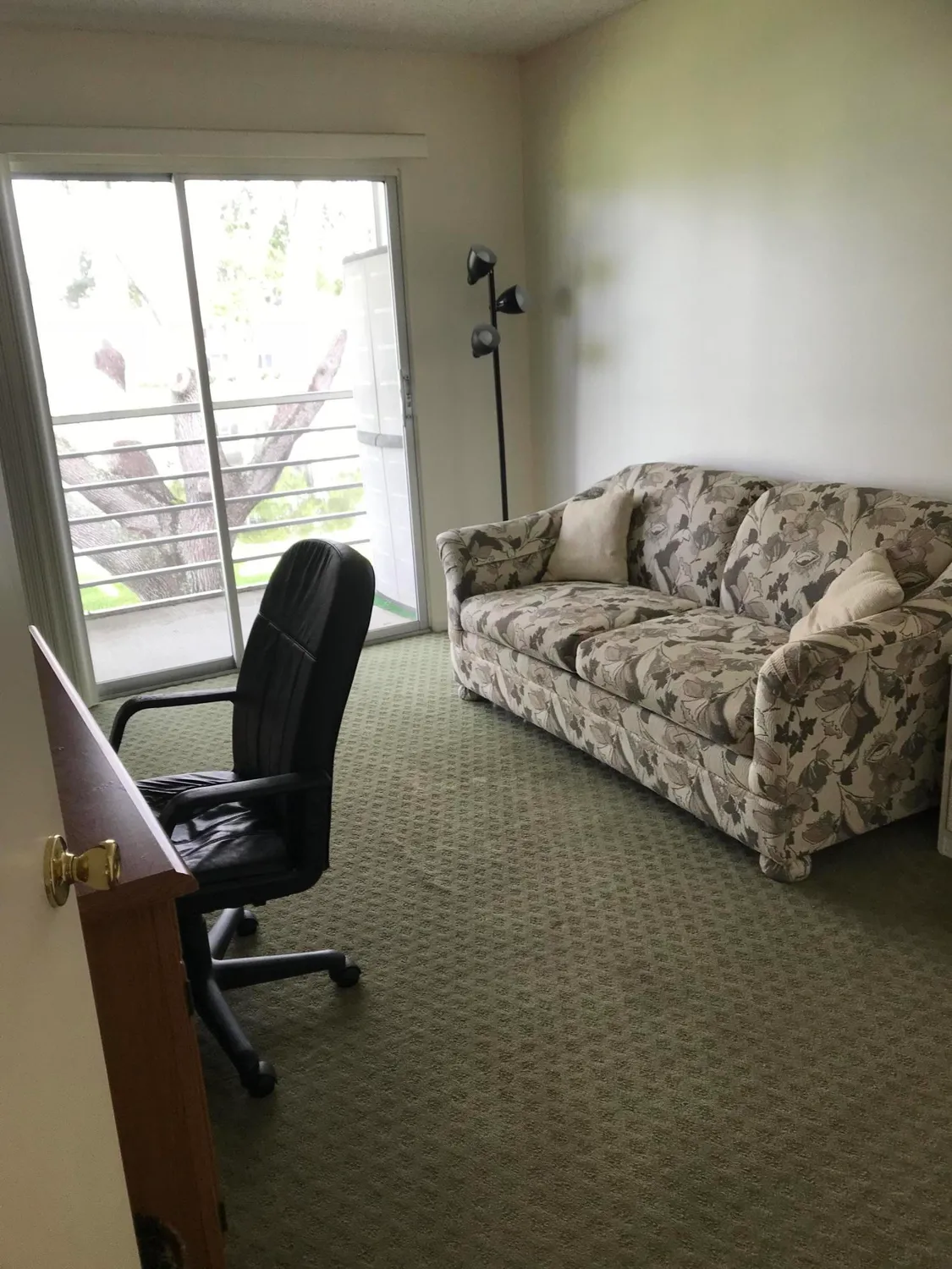 Property Slideshow image 7 of 9 | 229 fanshaw f, Boca Raton, FL, 33434