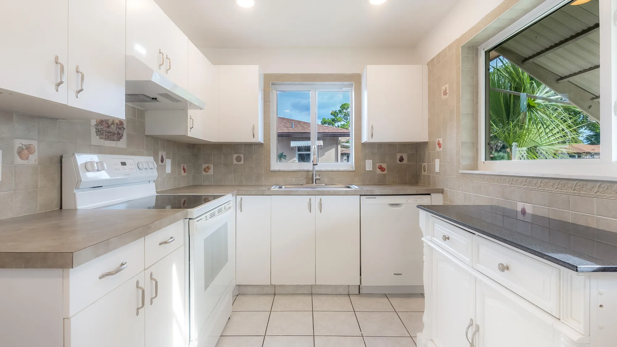 Property Slideshow image 9 of 29 | 131 mockingbird ln, Delray Beach, FL, 33445