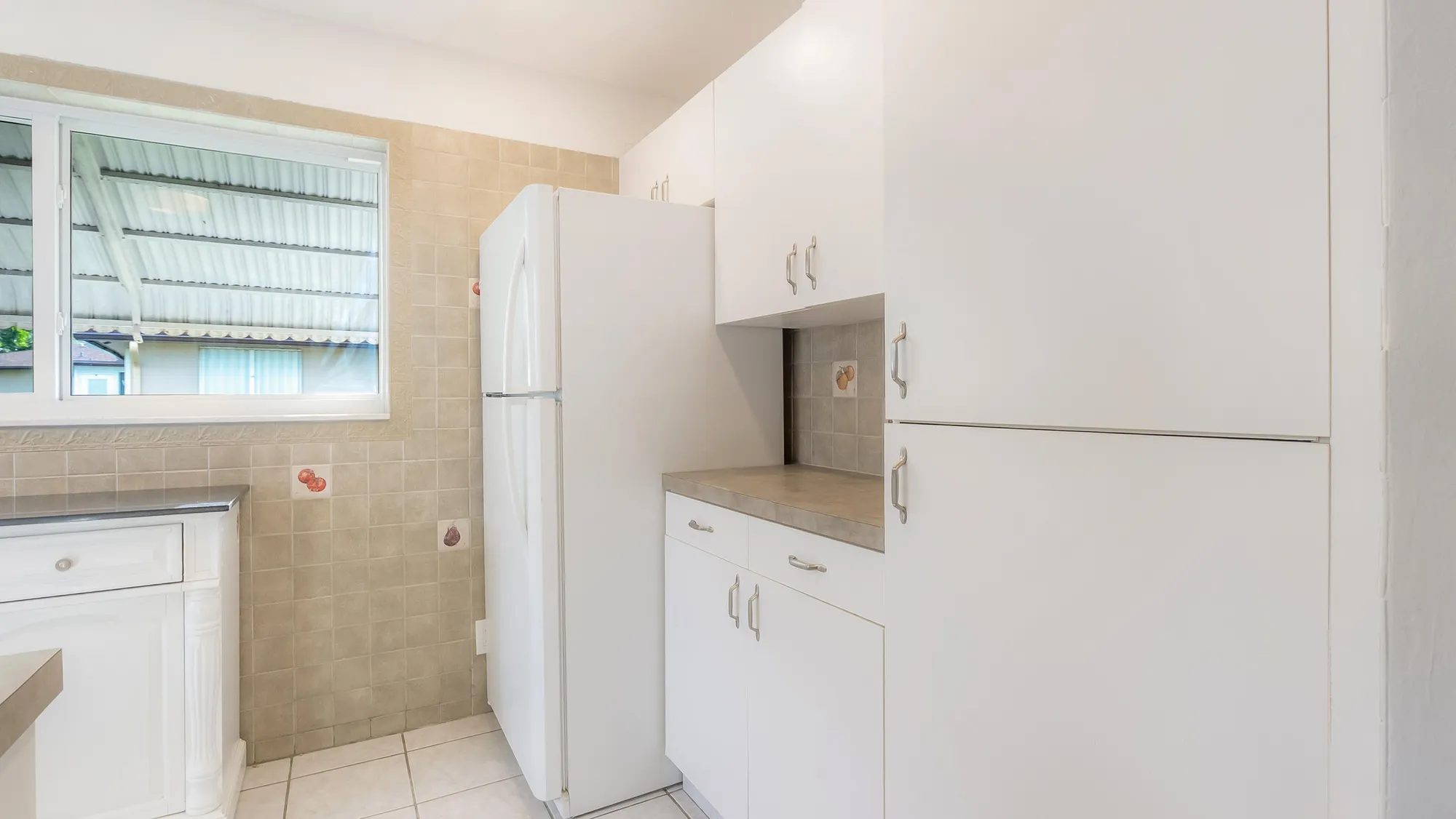 Property Slideshow image 11 of 29 | 131 mockingbird ln, Delray Beach, FL, 33445