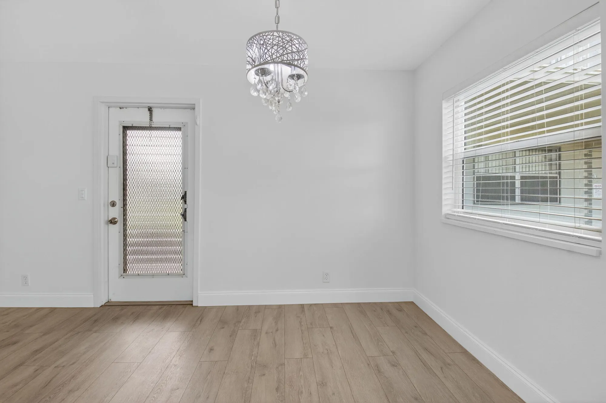 Property Slideshow image 19 of 105 | 212 monaco e, Delray Beach, FL, 33446