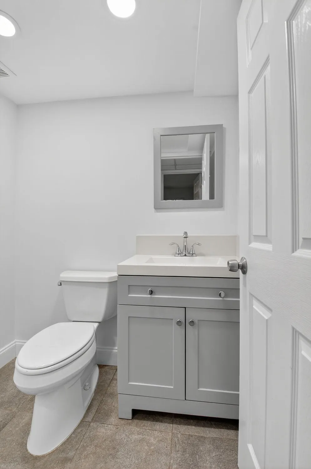 Property Slideshow image 23 of 105 | 212 monaco e, Delray Beach, FL, 33446