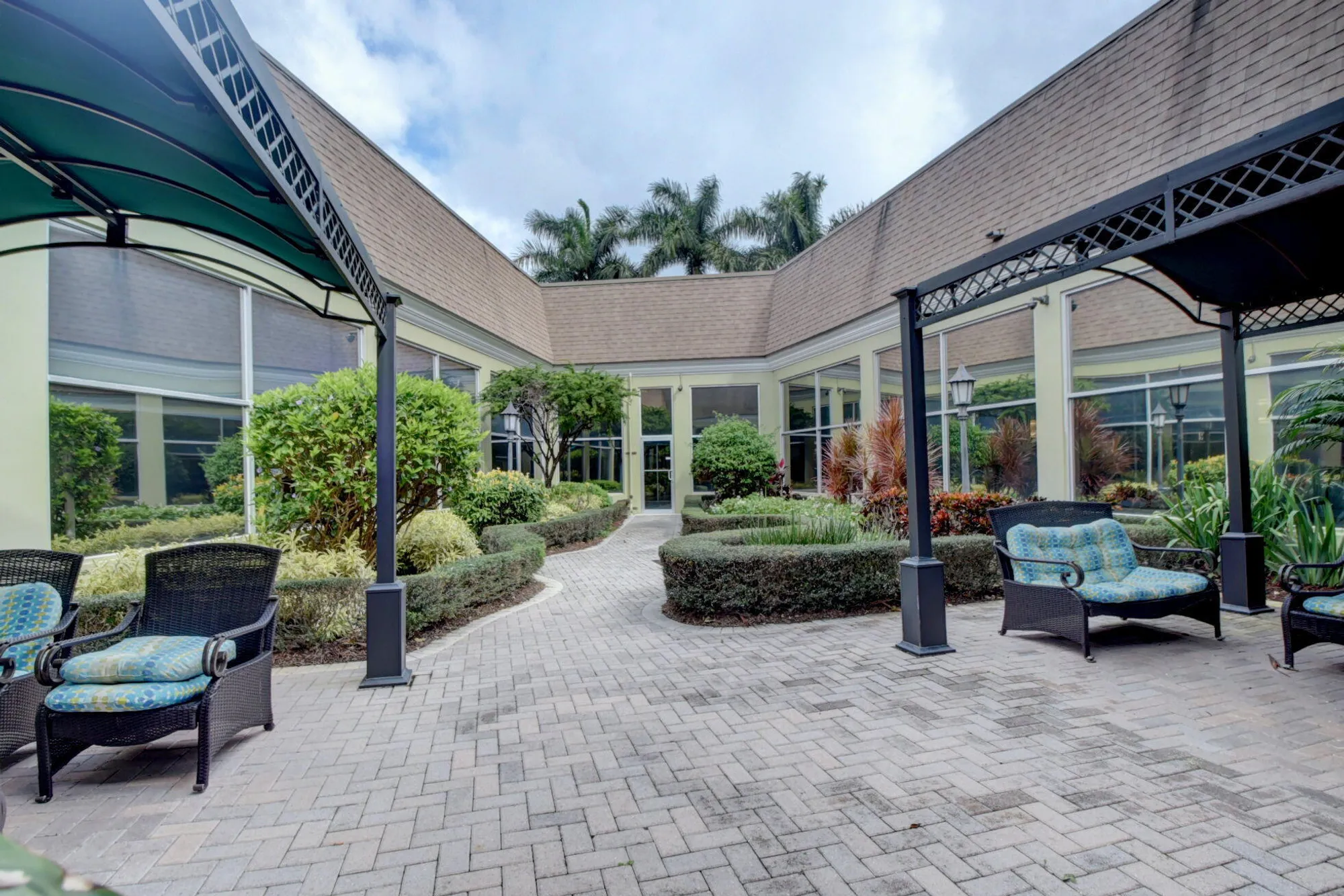 Property Slideshow image 70 of 105 | 212 monaco e, Delray Beach, FL, 33446