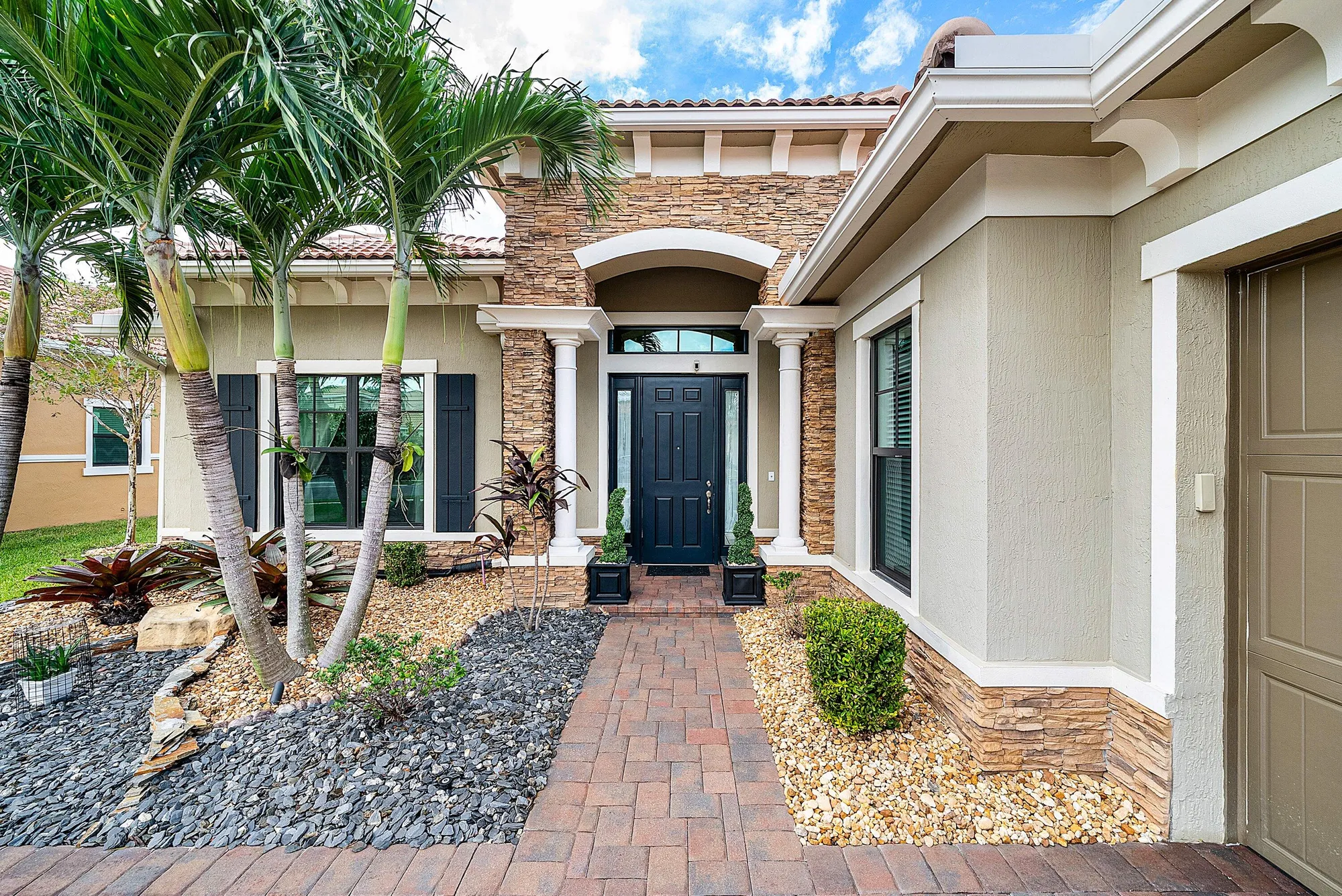 Property Slideshow image 1 of 48 | 9383 cantal cir, Parkland, FL, 33076