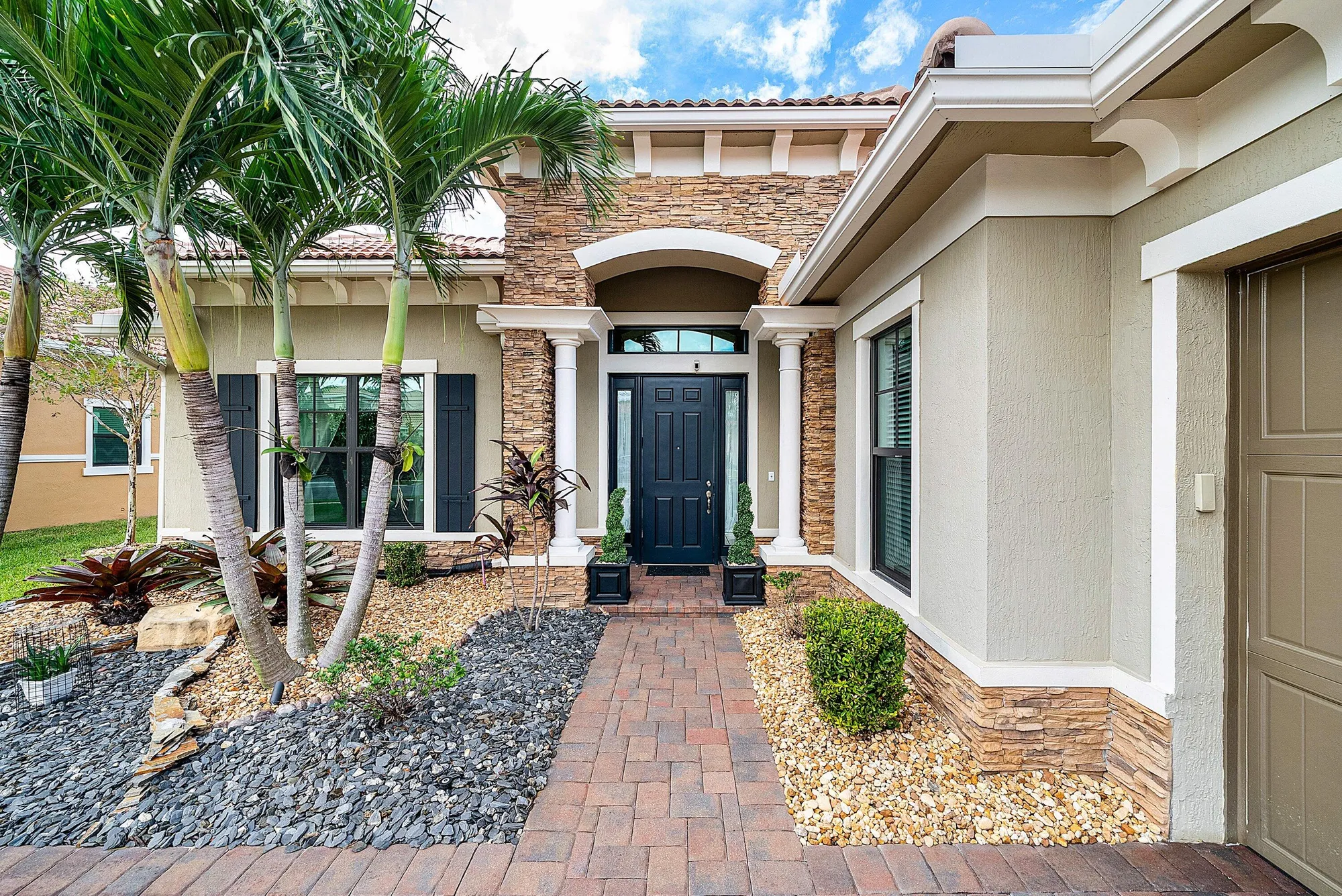 Property Slideshow image 4 of 48 | 9383 cantal cir, Parkland, FL, 33076