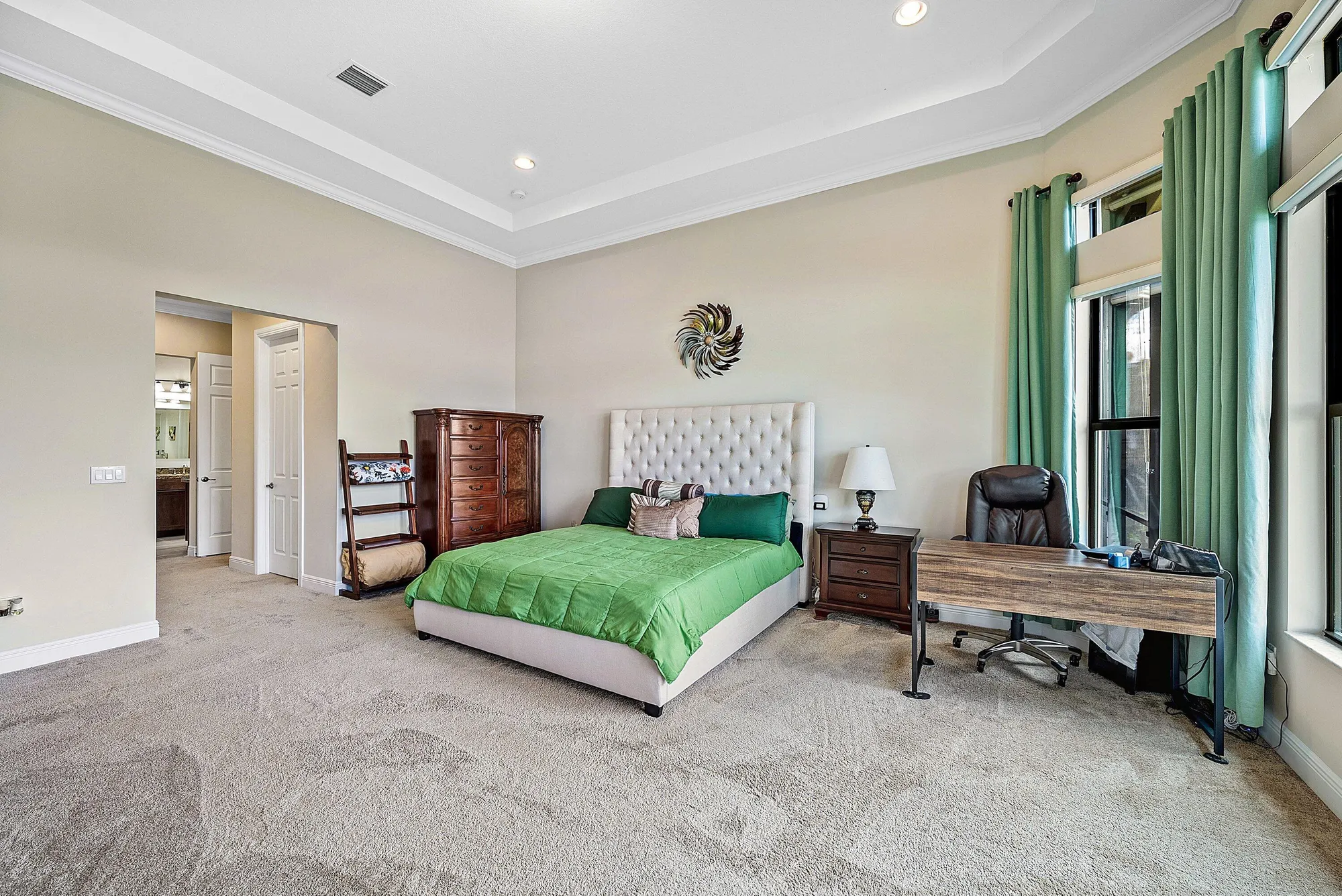 Property Slideshow image 21 of 48 | 9383 cantal cir, Parkland, FL, 33076