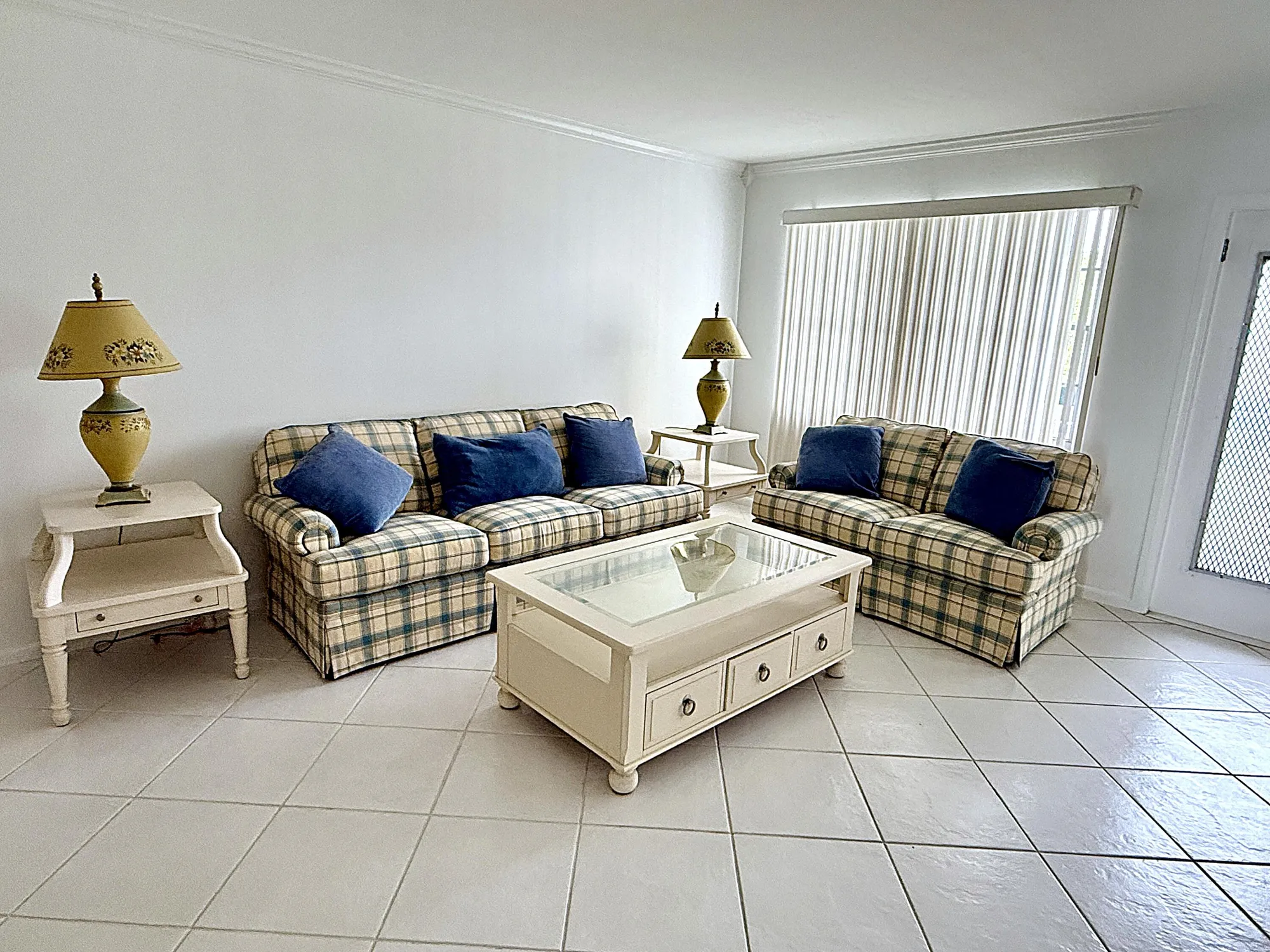 Property Slideshow image 10 of 71 | 3087 oakridge u, Deerfield Beach, FL, 33442
