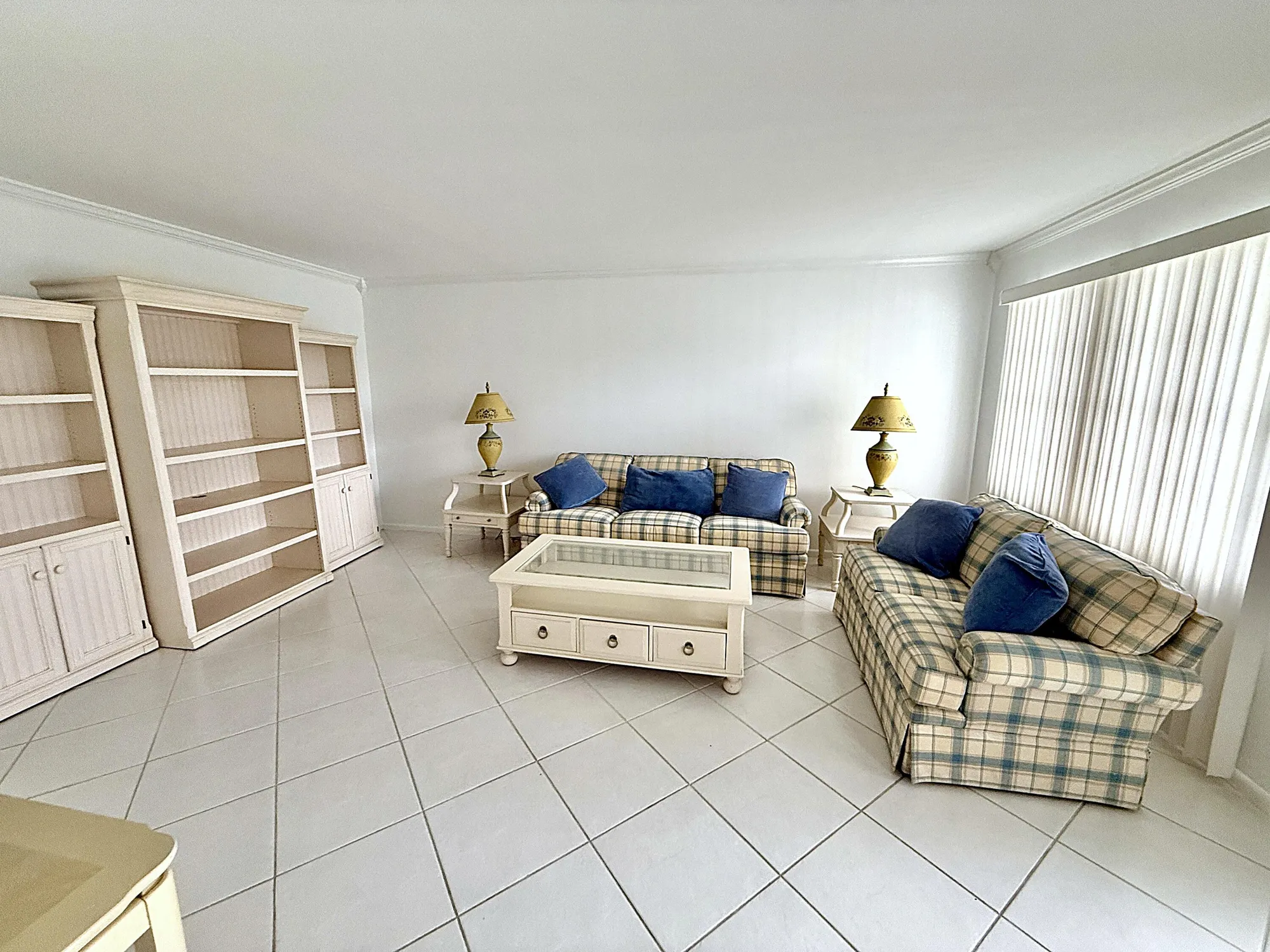 Property Slideshow image 9 of 71 | 3087 oakridge u, Deerfield Beach, FL, 33442