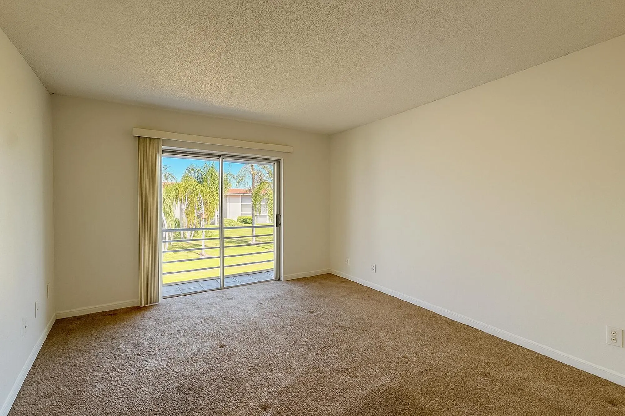 Property Slideshow image 15 of 22 | 3000 springdale blvd v303, Palm Springs, FL, 33461
