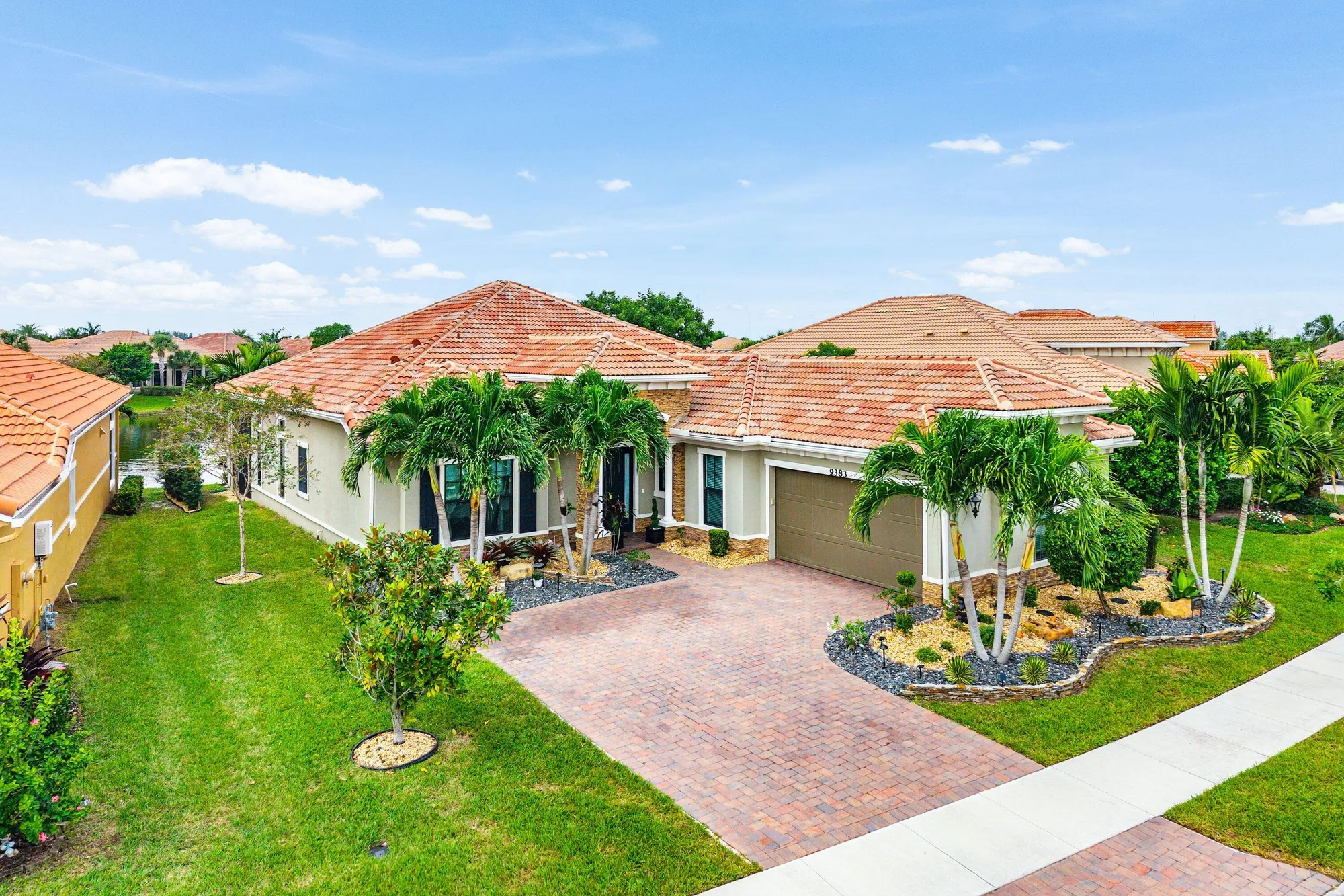 Property Slideshow image 42 of 48 | 9383 cantal cir, Parkland, FL, 33076