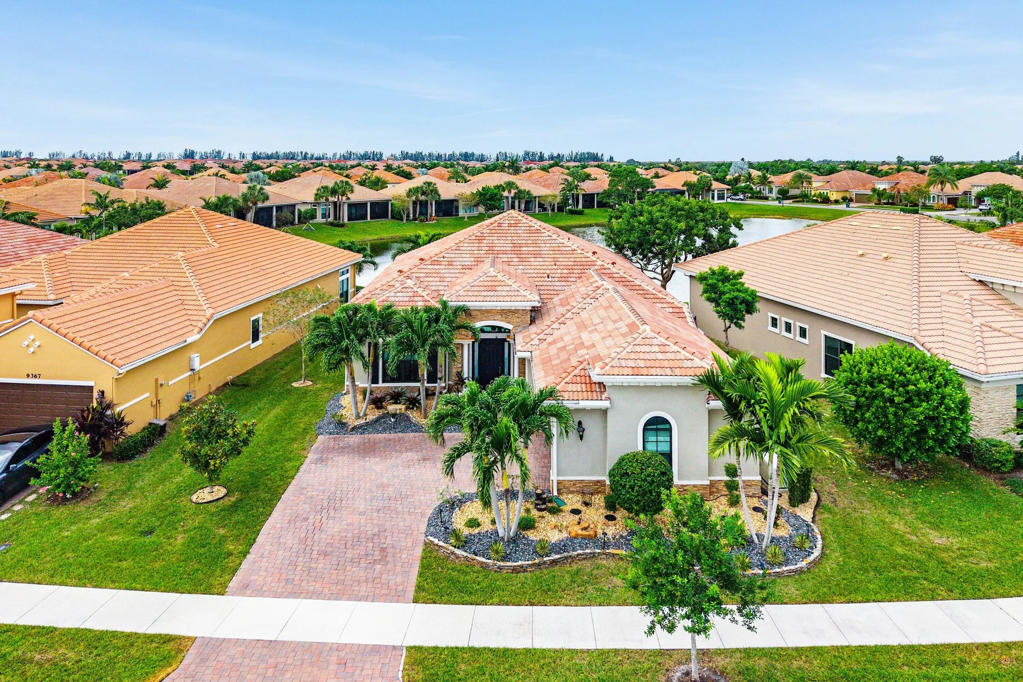 Property Slideshow image 43 of 48 | 9383 cantal cir, Parkland, FL, 33076