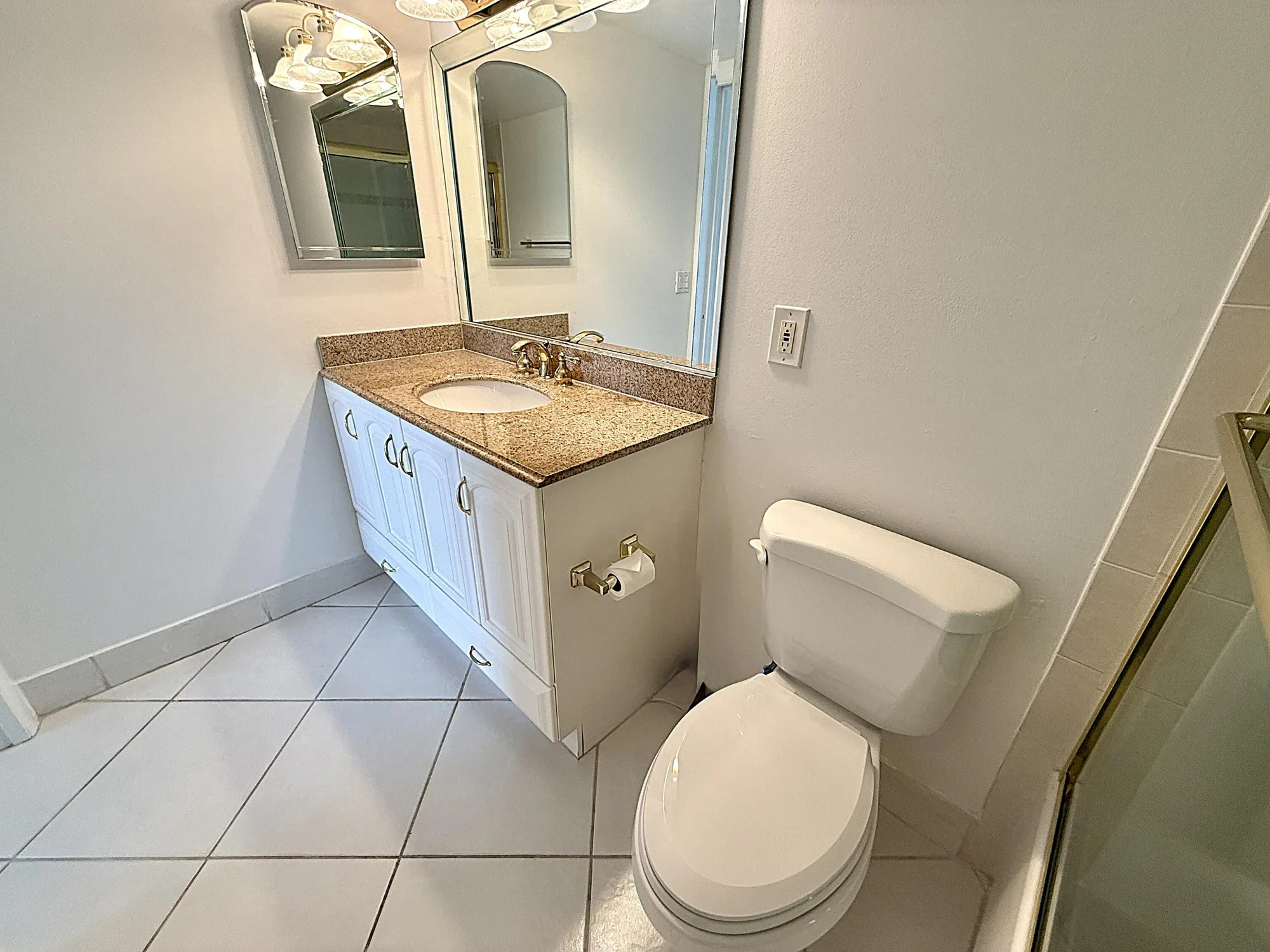 Property Slideshow image 17 of 71 | 3087 oakridge u, Deerfield Beach, FL, 33442