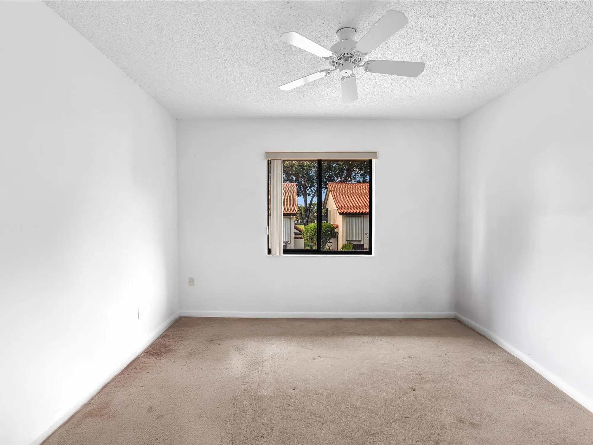 Property Slideshow image 23 of 57 | 10694 ocean palm way 202, Boynton Beach, FL, 33437