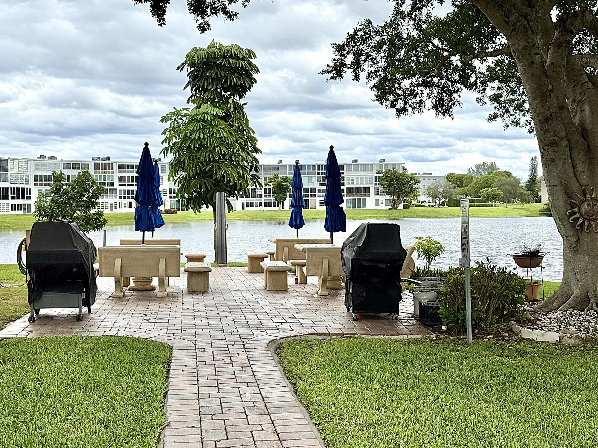 Property Slideshow image 42 of 71 | 3087 oakridge u, Deerfield Beach, FL, 33442