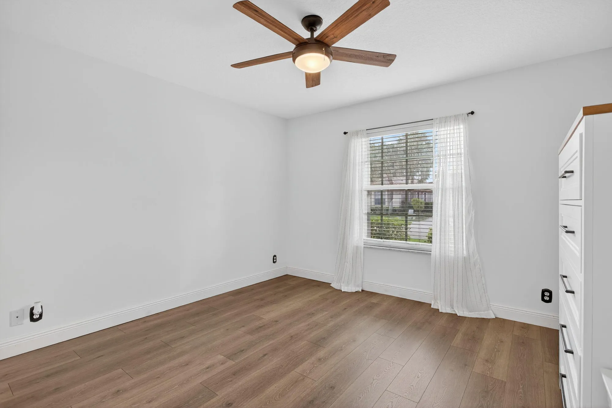 Property Slideshow image 13 of 38 | 6298 via primo st, Lake Worth, FL, 33467