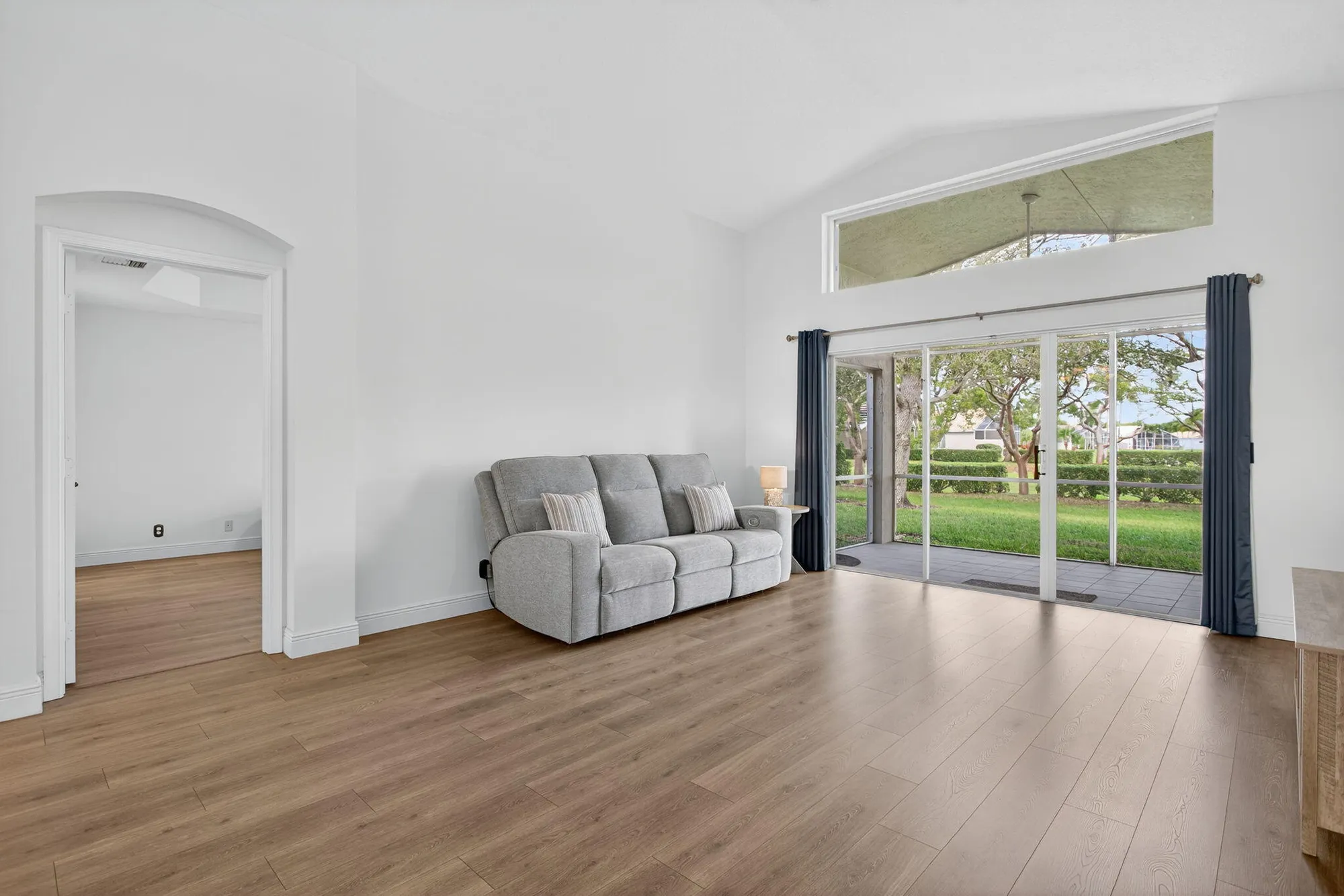 Property Slideshow image 15 of 38 | 6298 via primo st, Lake Worth, FL, 33467