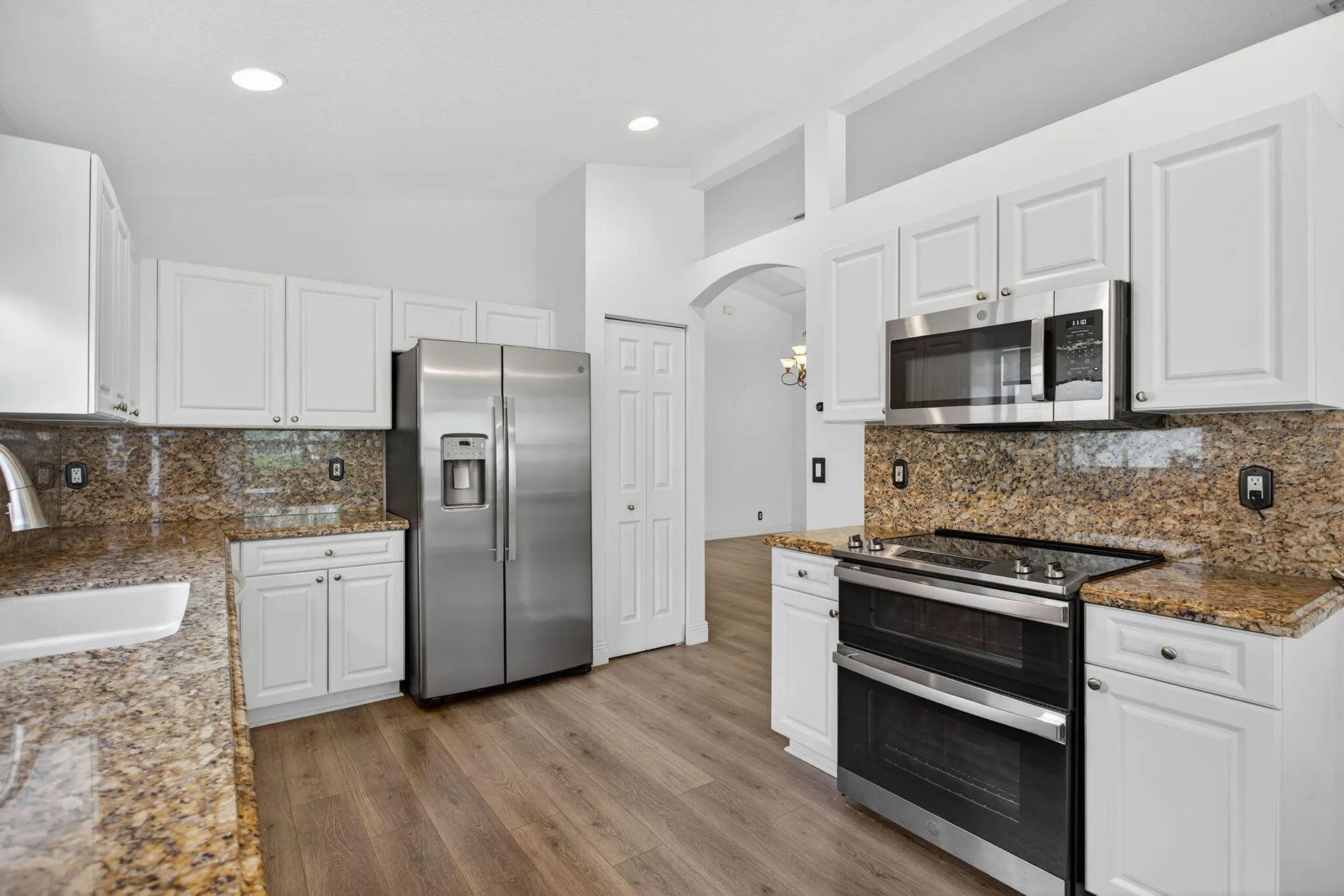 Property Slideshow image 7 of 38 | 6298 via primo st, Lake Worth, FL, 33467