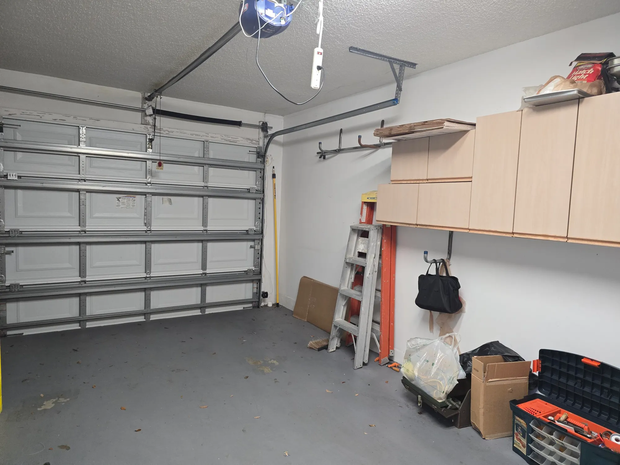 Property Slideshow image 9 of 10 | 8385 springlake dr b, Boca Raton, FL, 33496