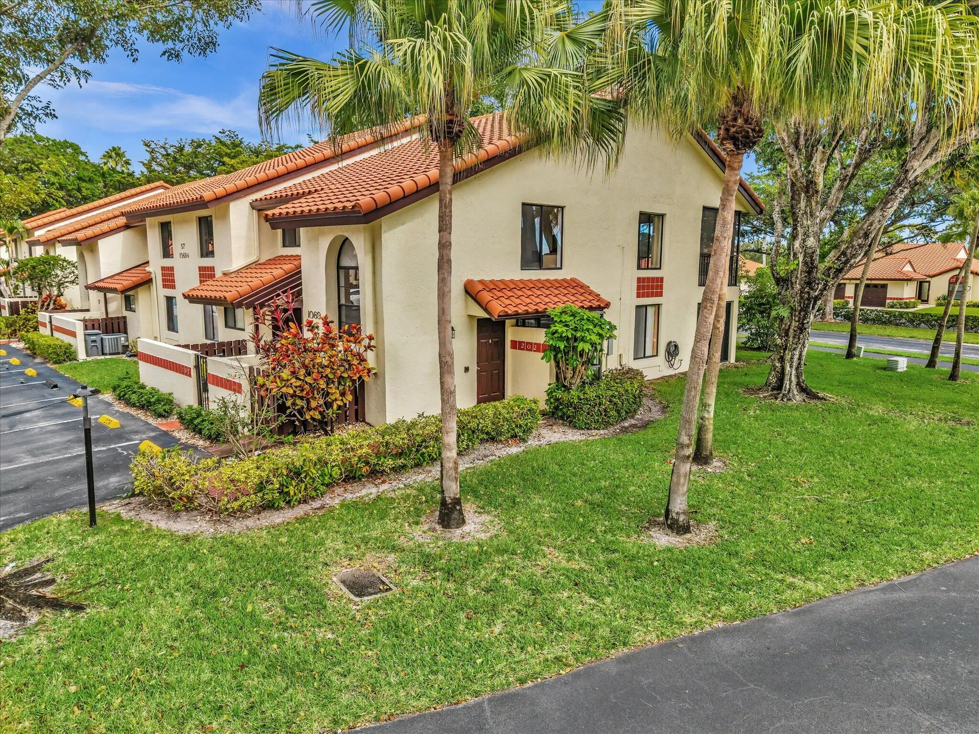 Property Slideshow image 54 of 57 | 10694 ocean palm way 202, Boynton Beach, FL, 33437