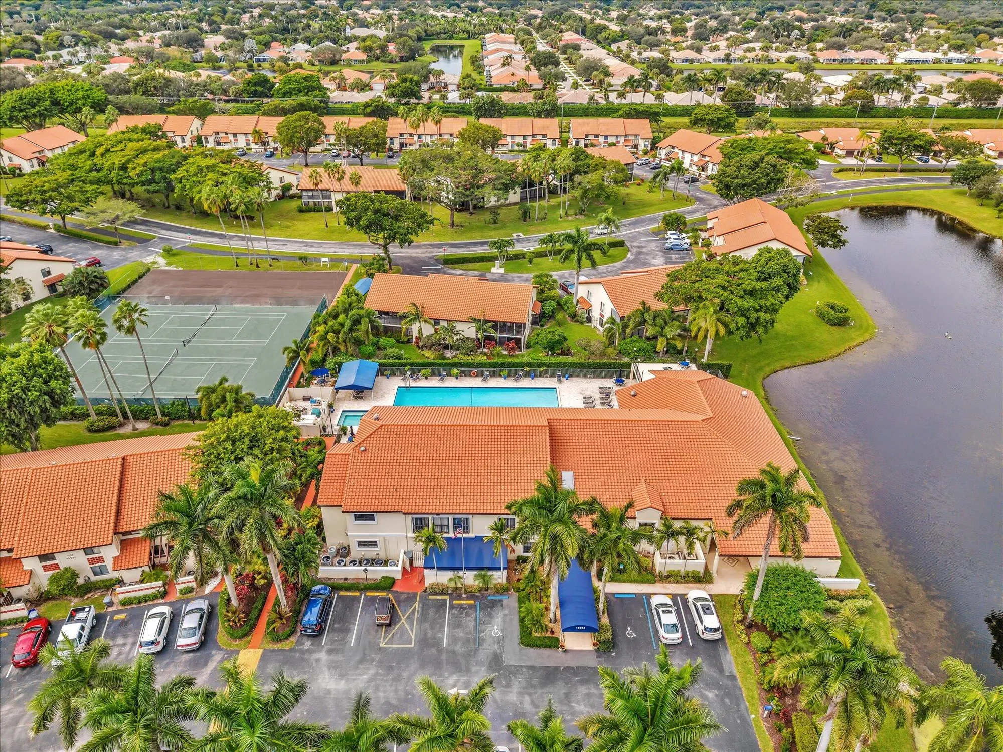 Property Slideshow image 35 of 57 | 10694 ocean palm way 202, Boynton Beach, FL, 33437