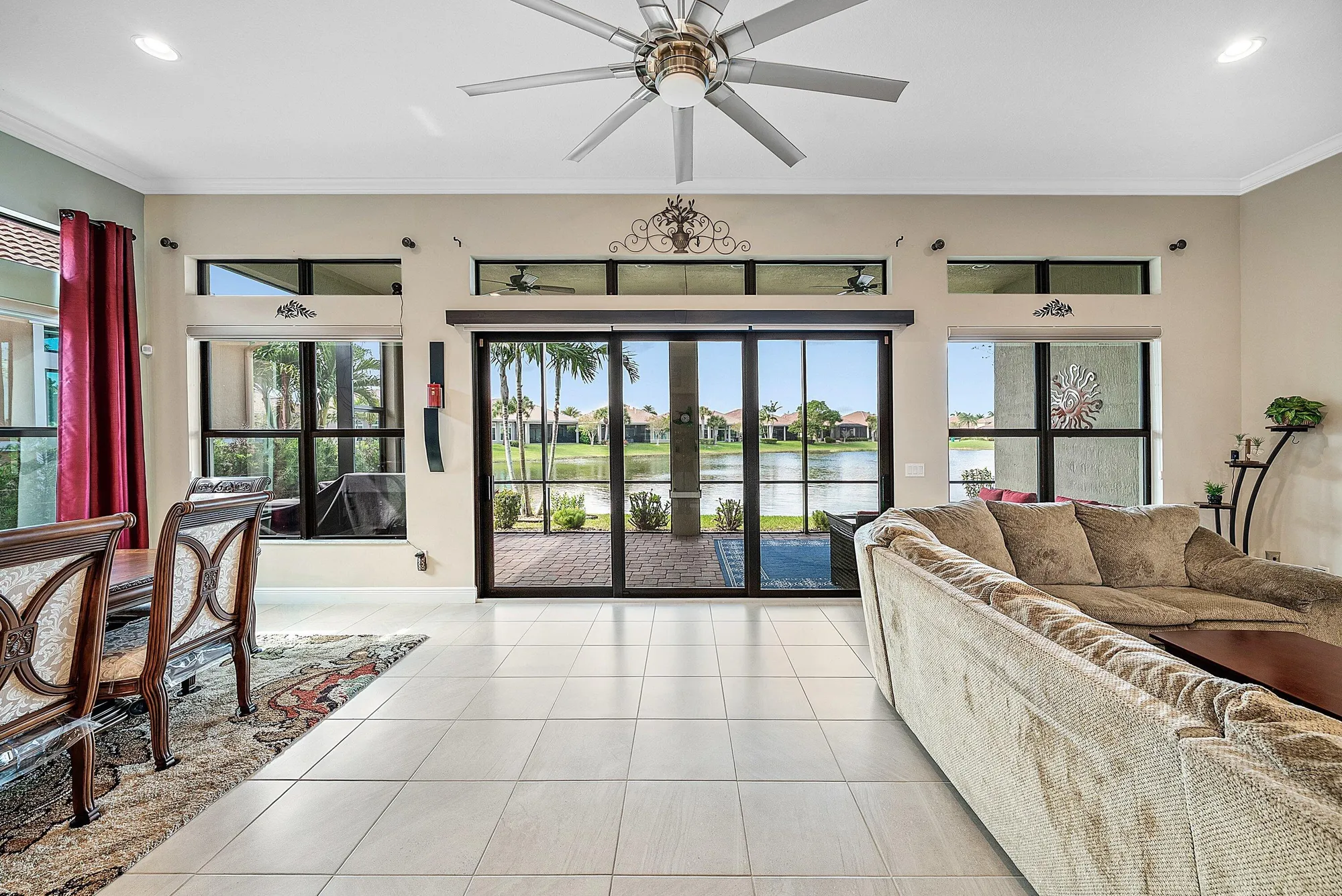 Property Slideshow image 12 of 48 | 9383 cantal cir, Parkland, FL, 33076