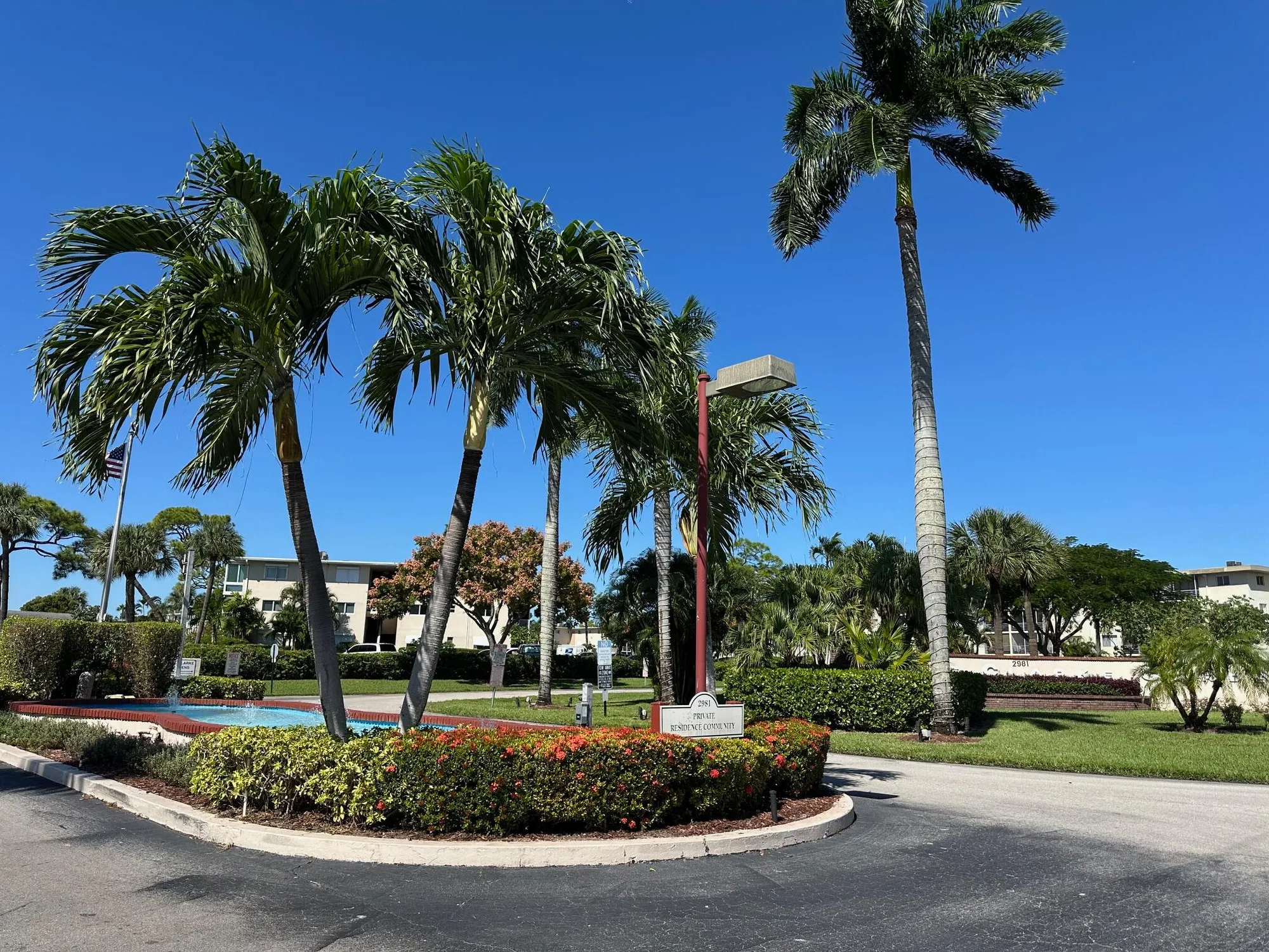 Property Slideshow image 12 of 17 | 2811 garden dr 101, Lake Worth, FL, 33461