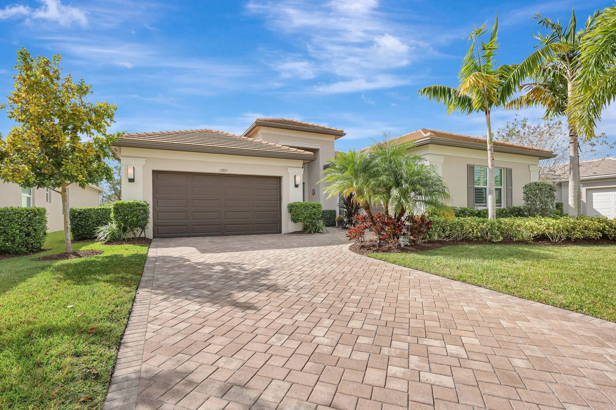 Property Slideshow image 1 of 107 | 11825 sw coronado springs dr, Port Saint Lucie, FL, 34987