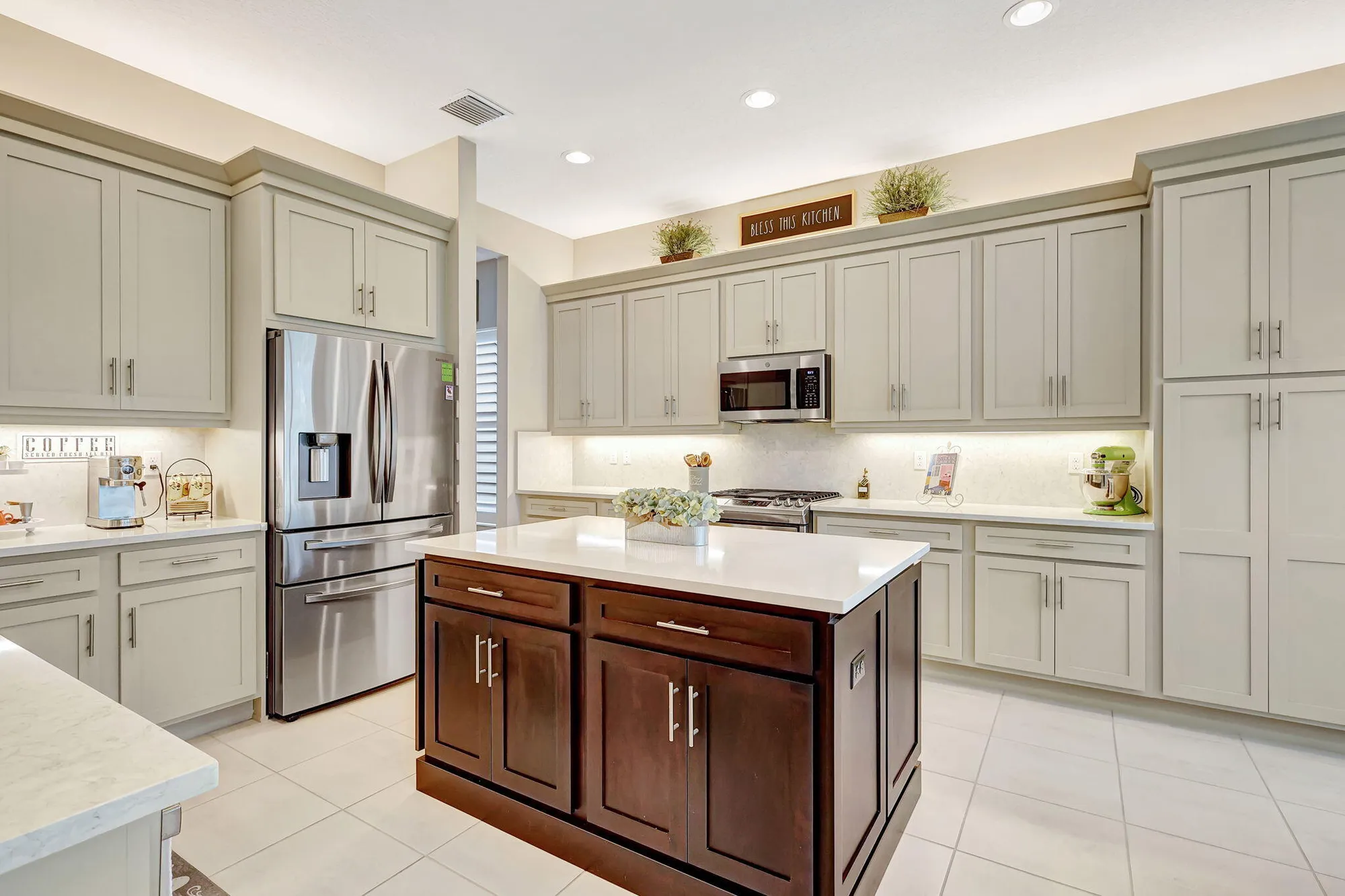 Property Slideshow image 18 of 107 | 11825 sw coronado springs dr, Port Saint Lucie, FL, 34987