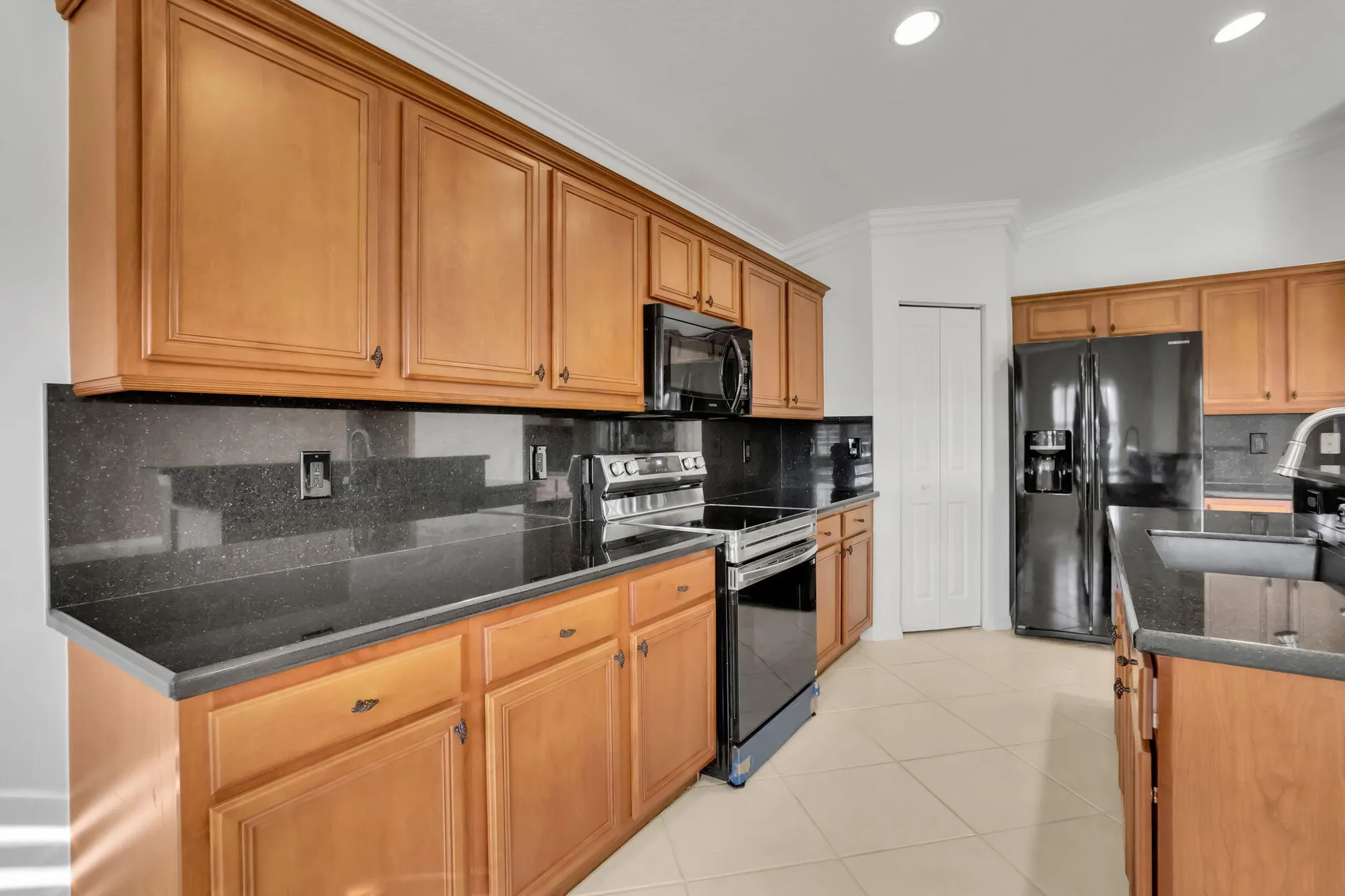 Property Slideshow image 11 of 32 | 8298 duomo cir, Boynton Beach, FL, 33472