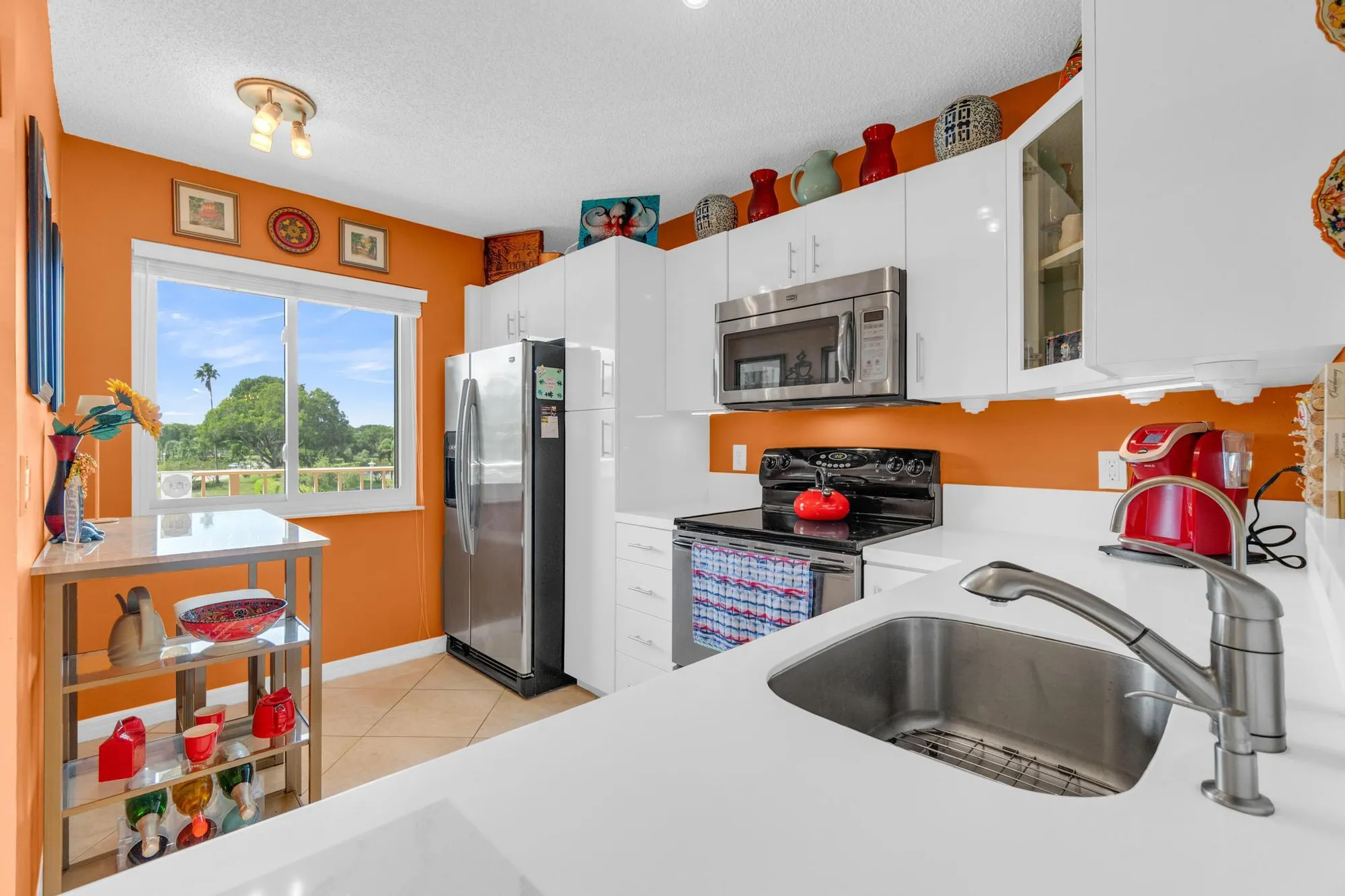 Property Slideshow image 8 of 72 | 6795 huntington ln apt 306, Delray Beach, FL, 33446