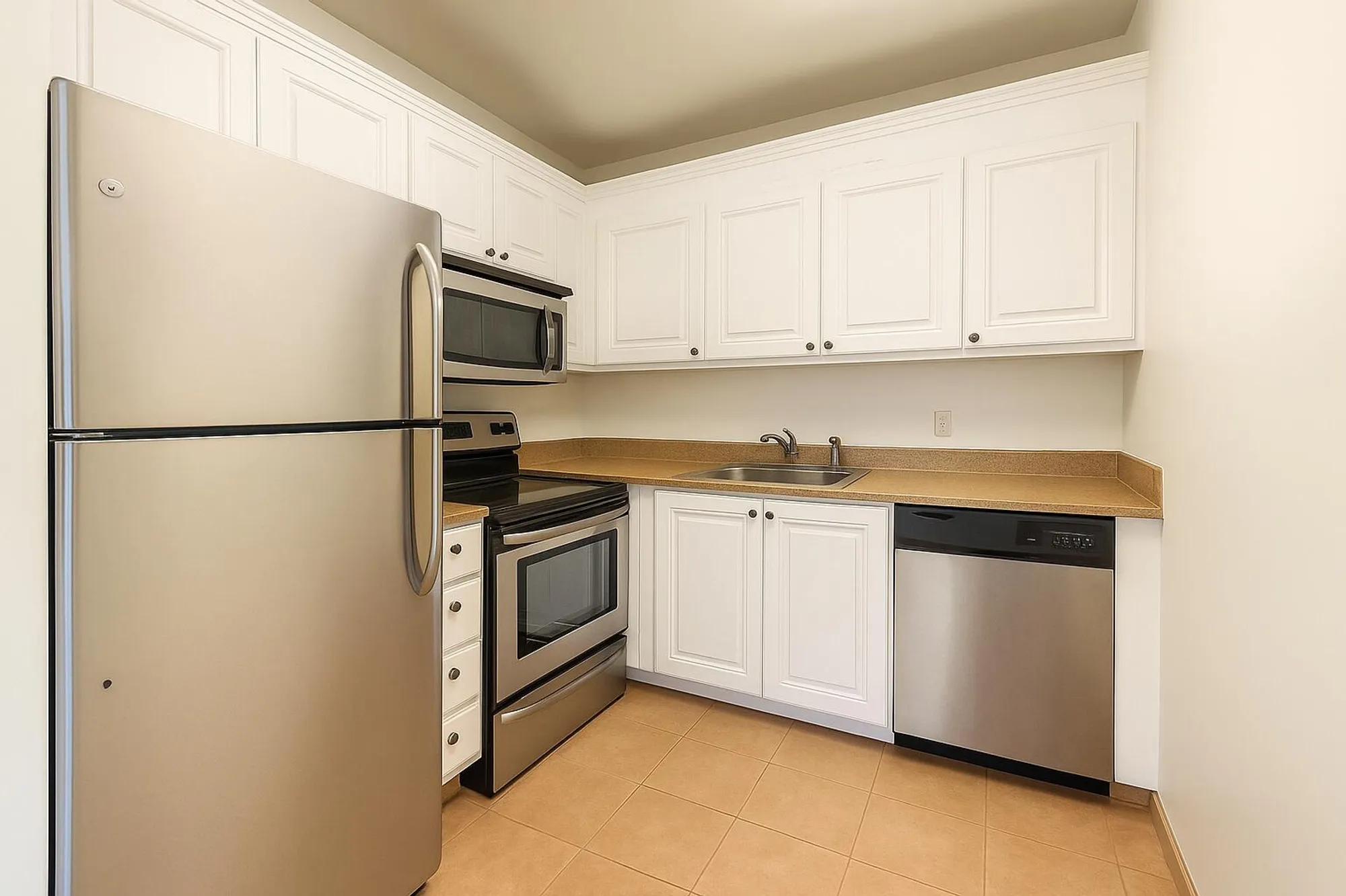 Property Slideshow image 13 of 22 | 3000 springdale blvd v303, Palm Springs, FL, 33461