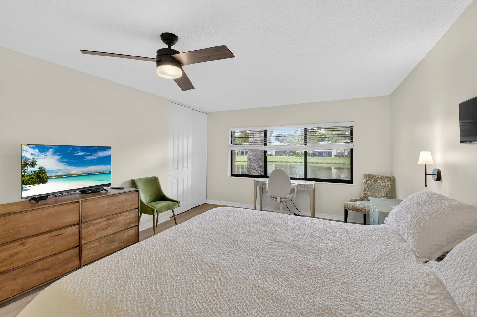 Property Slideshow image 33 of 94 | 24 westgate ln a, Boynton Beach, FL, 33436