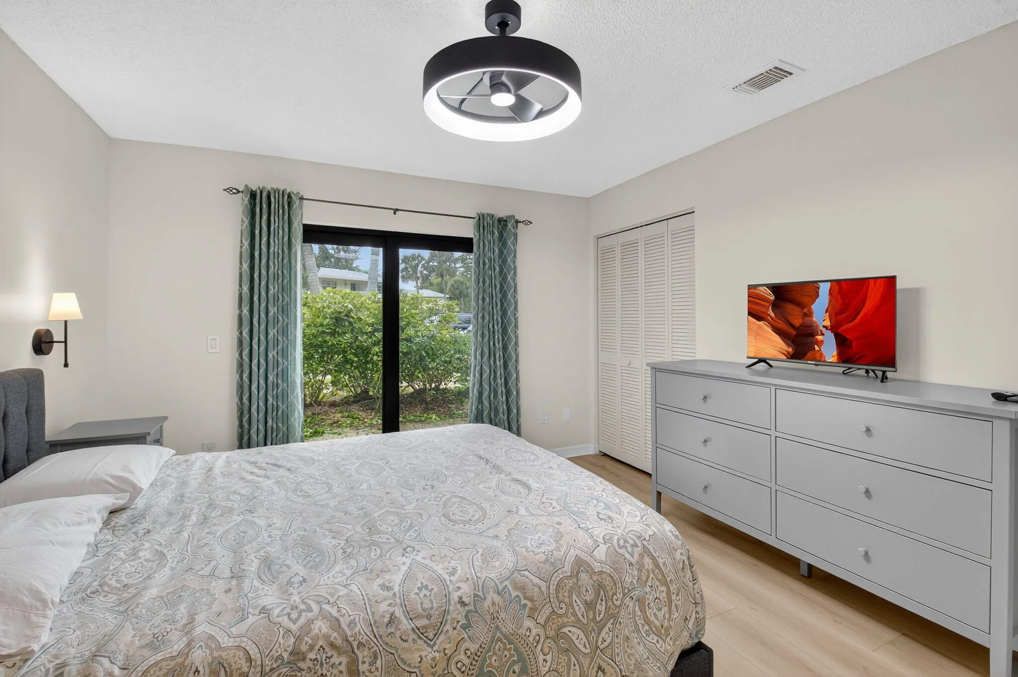 Property Slideshow image 35 of 94 | 24 westgate ln a, Boynton Beach, FL, 33436