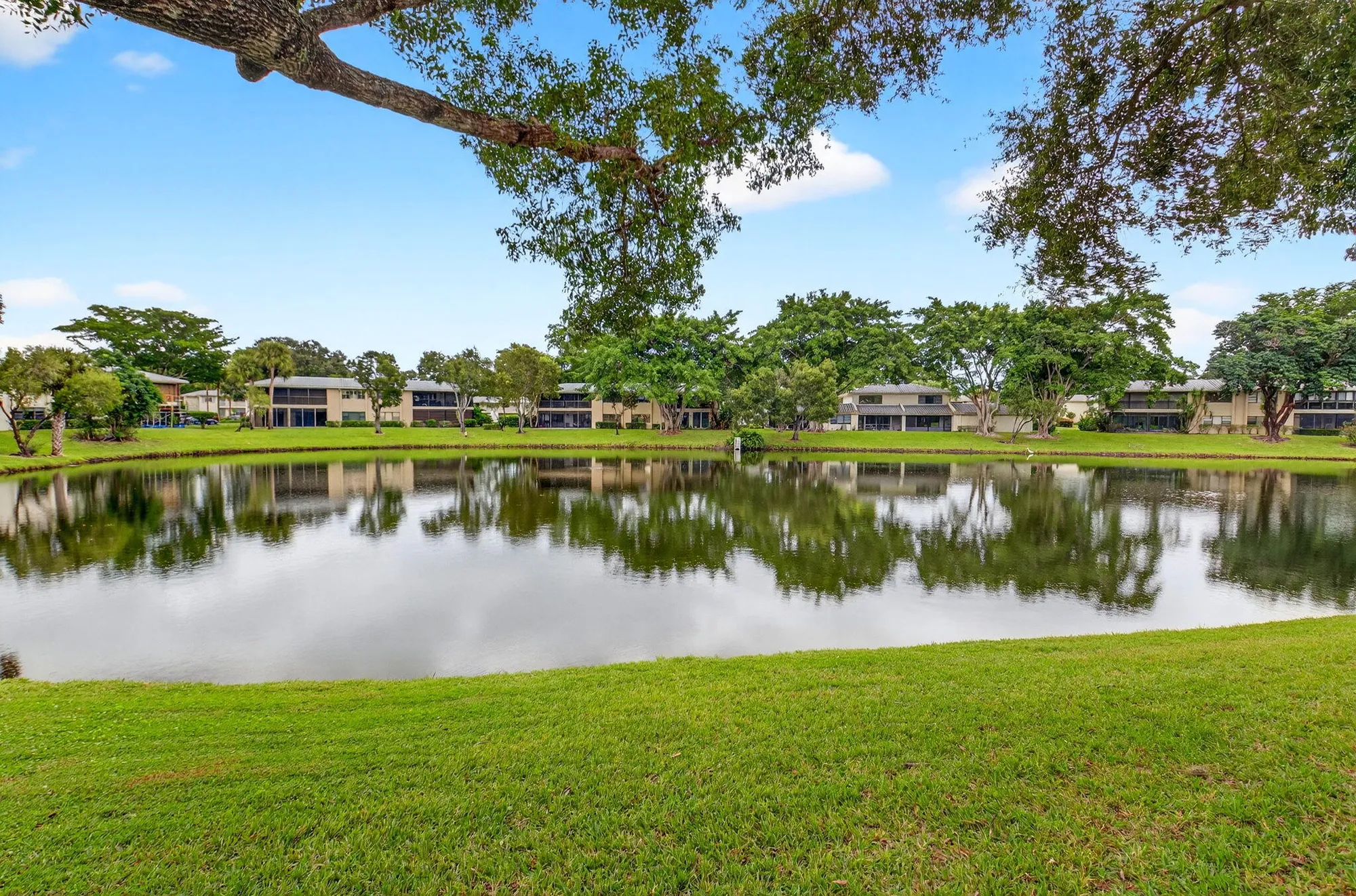 Property Slideshow image 16 of 94 | 24 westgate ln a, Boynton Beach, FL, 33436