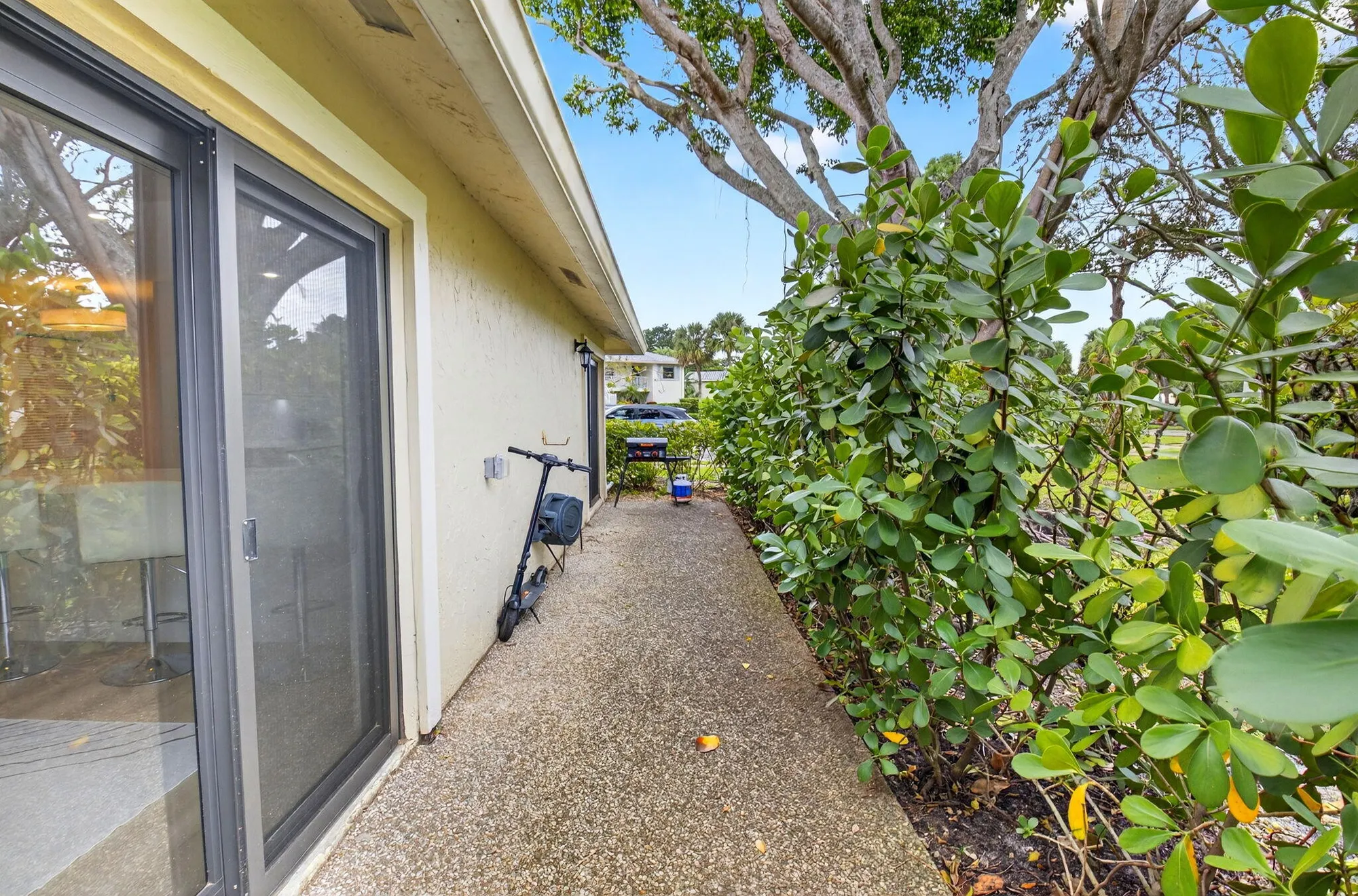 Property Slideshow image 6 of 94 | 24 westgate ln a, Boynton Beach, FL, 33436