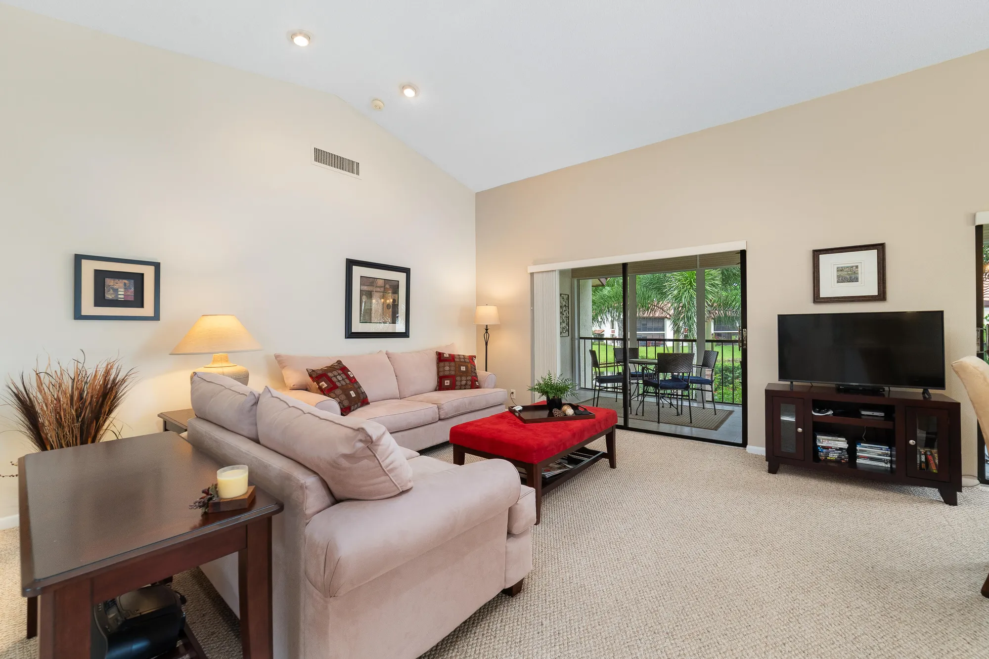 Property Slideshow image 4 of 27 | 10754 sun palm ln apt 202, Boynton Beach, FL, 33437
