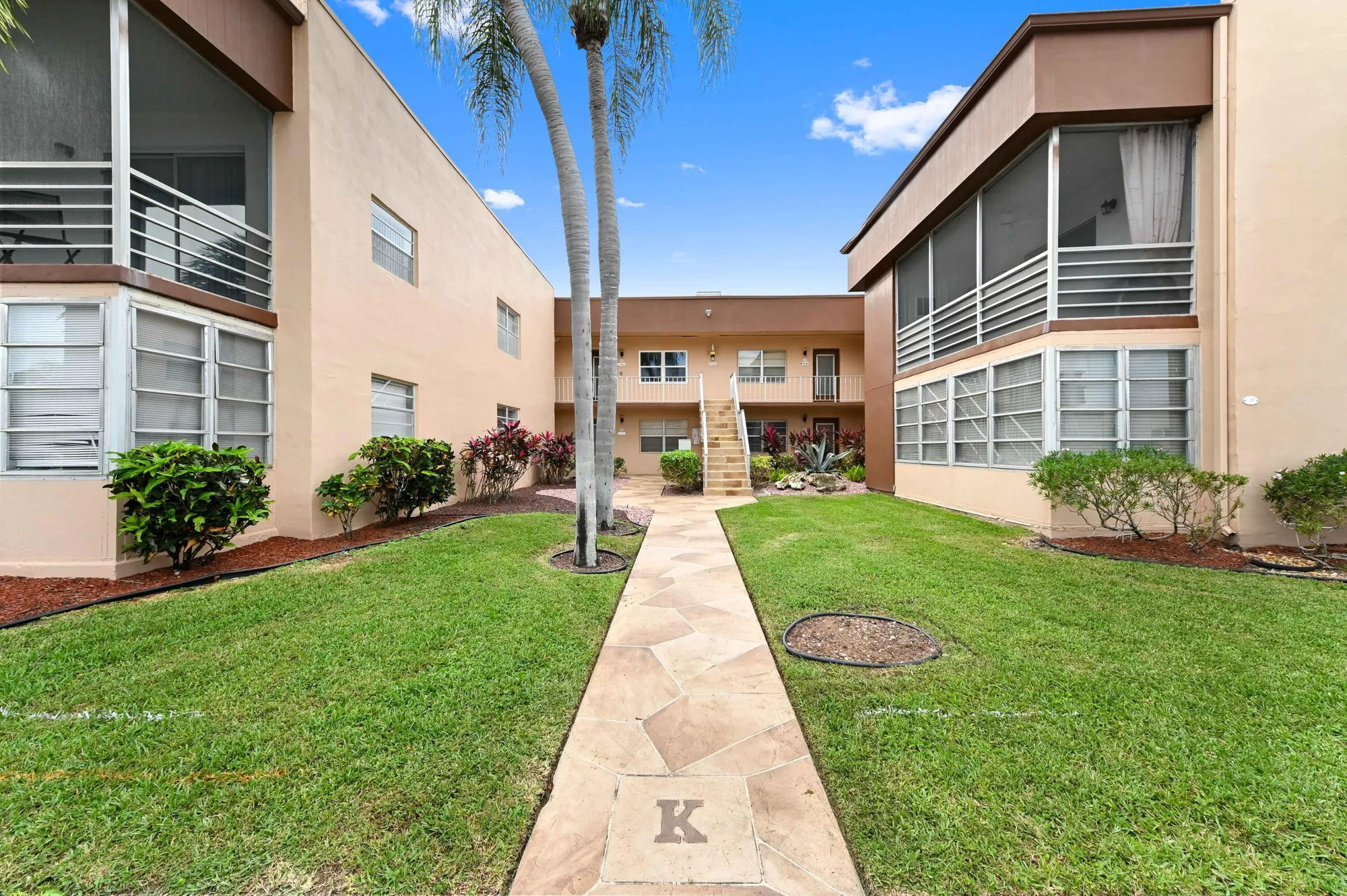 Property Slideshow image 1 of 36 | 490 burgundy k, Delray Beach, FL, 33484