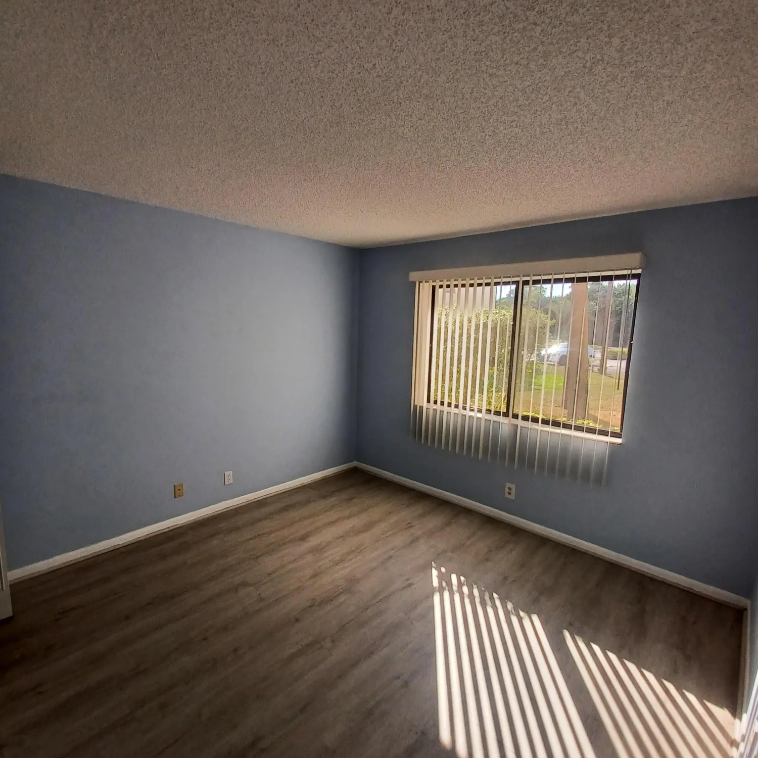 Property Slideshow image 7 of 24 | 4820 lucerne lakes blvd 108, Lake Worth, FL, 33467