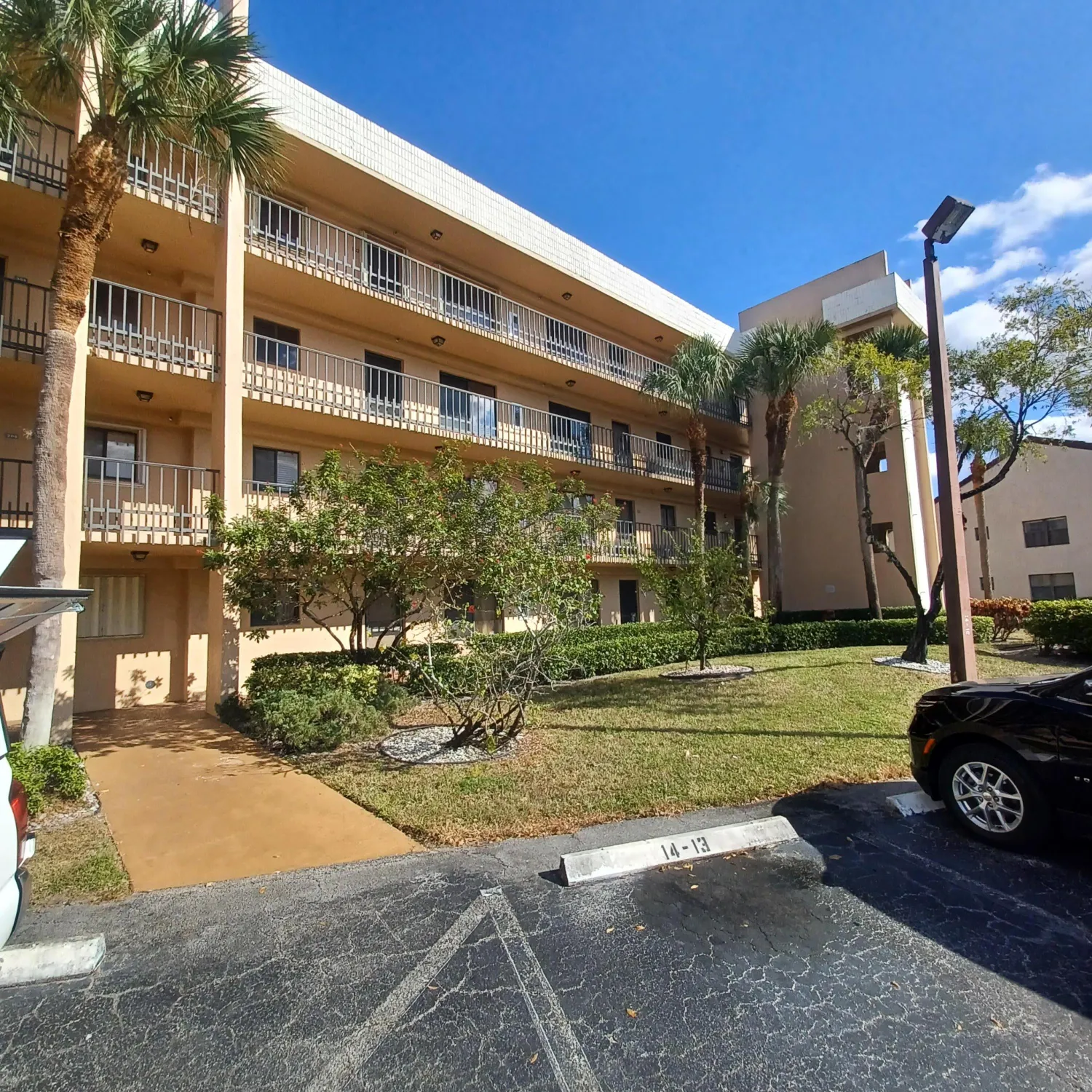 Property Slideshow image 16 of 24 | 4820 lucerne lakes blvd 108, Lake Worth, FL, 33467