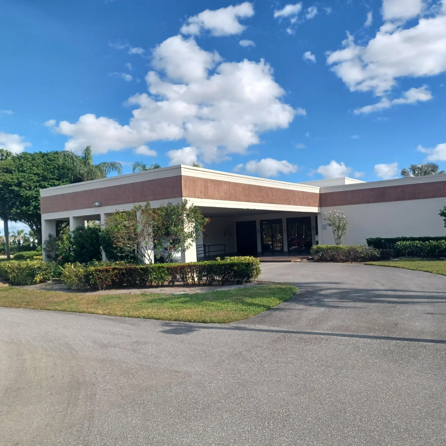 Property Slideshow image 20 of 24 | 4820 lucerne lakes blvd 108, Lake Worth, FL, 33467