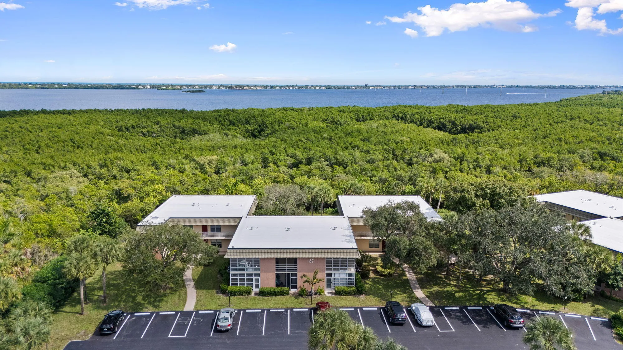 Property Slideshow image 30 of 38 | 27 vista gardens trl apt 106, Vero Beach, FL, 32962