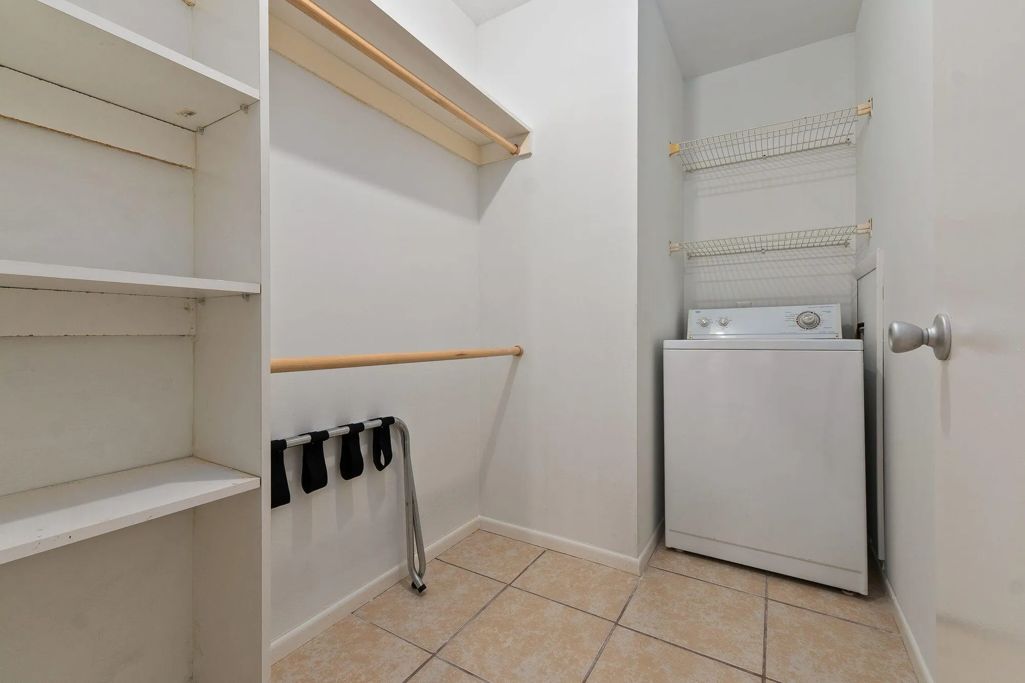 Property Slideshow image 17 of 38 | 27 vista gardens trl apt 106, Vero Beach, FL, 32962