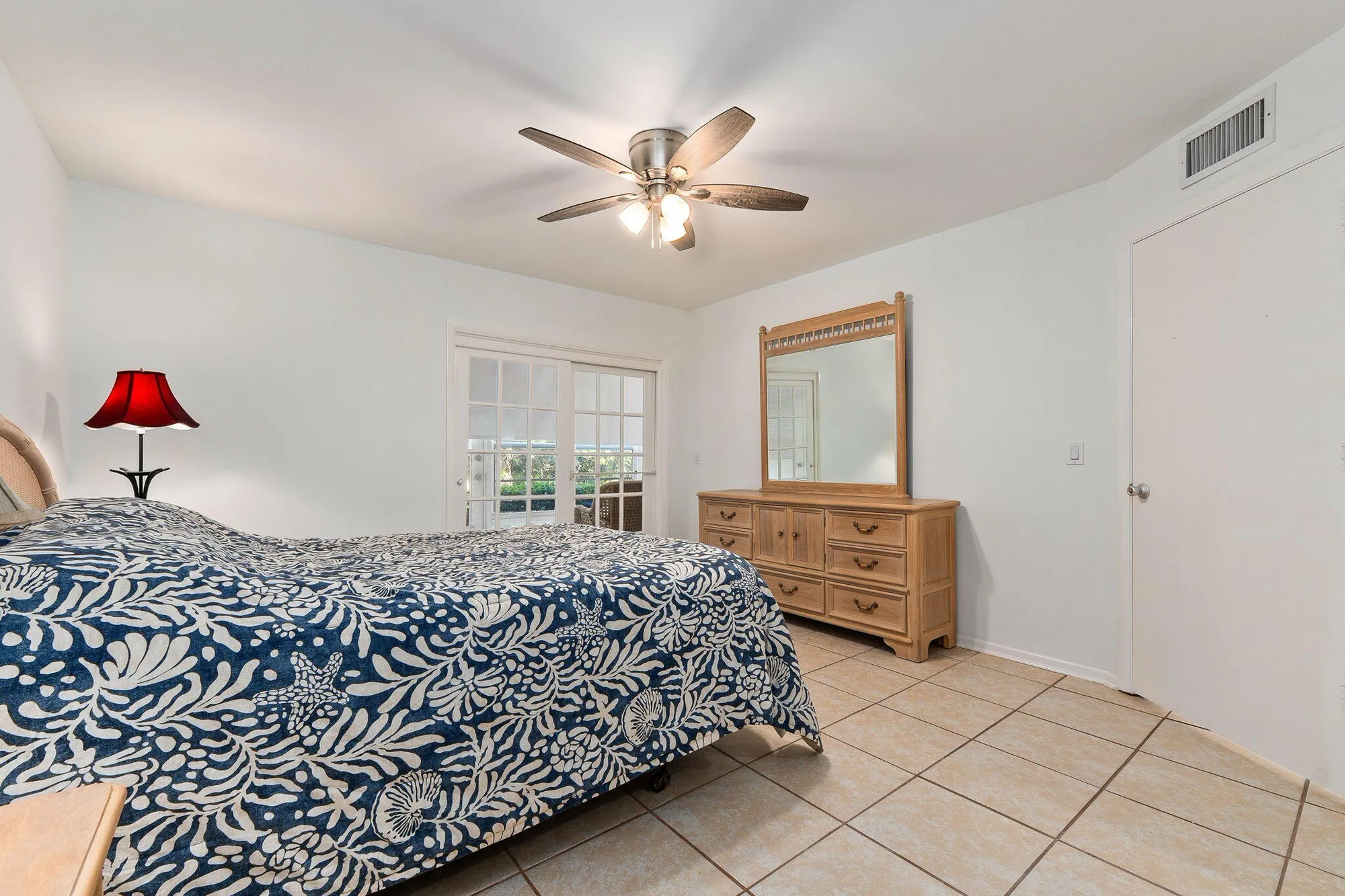 Property Slideshow image 19 of 38 | 27 vista gardens trl apt 106, Vero Beach, FL, 32962