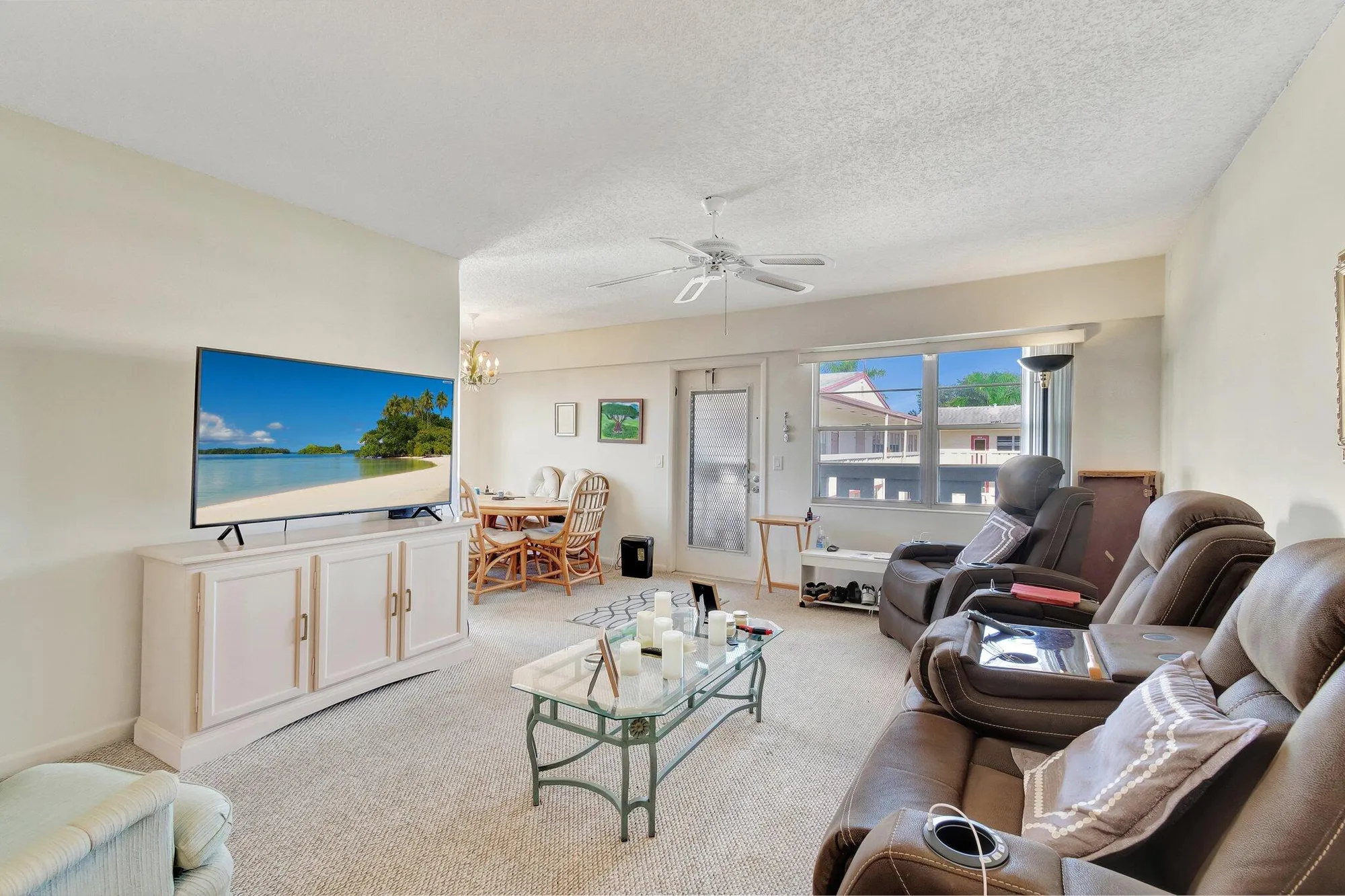 Property Slideshow image 7 of 65 | 536 fanshaw m, Boca Raton, FL, 33434