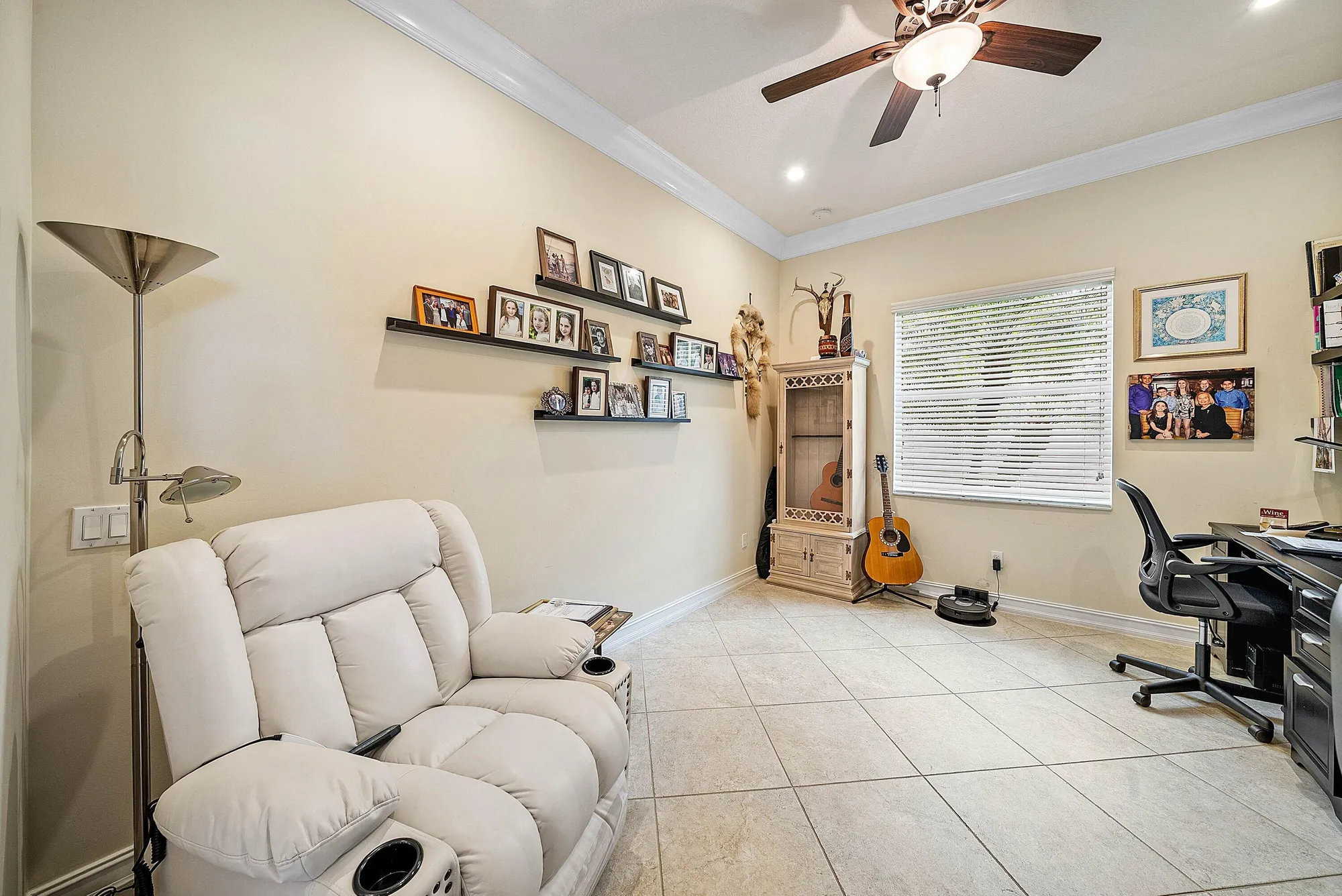 Property Slideshow image 24 of 48 | 9886 bluefield dr, Boynton Beach, FL, 33473