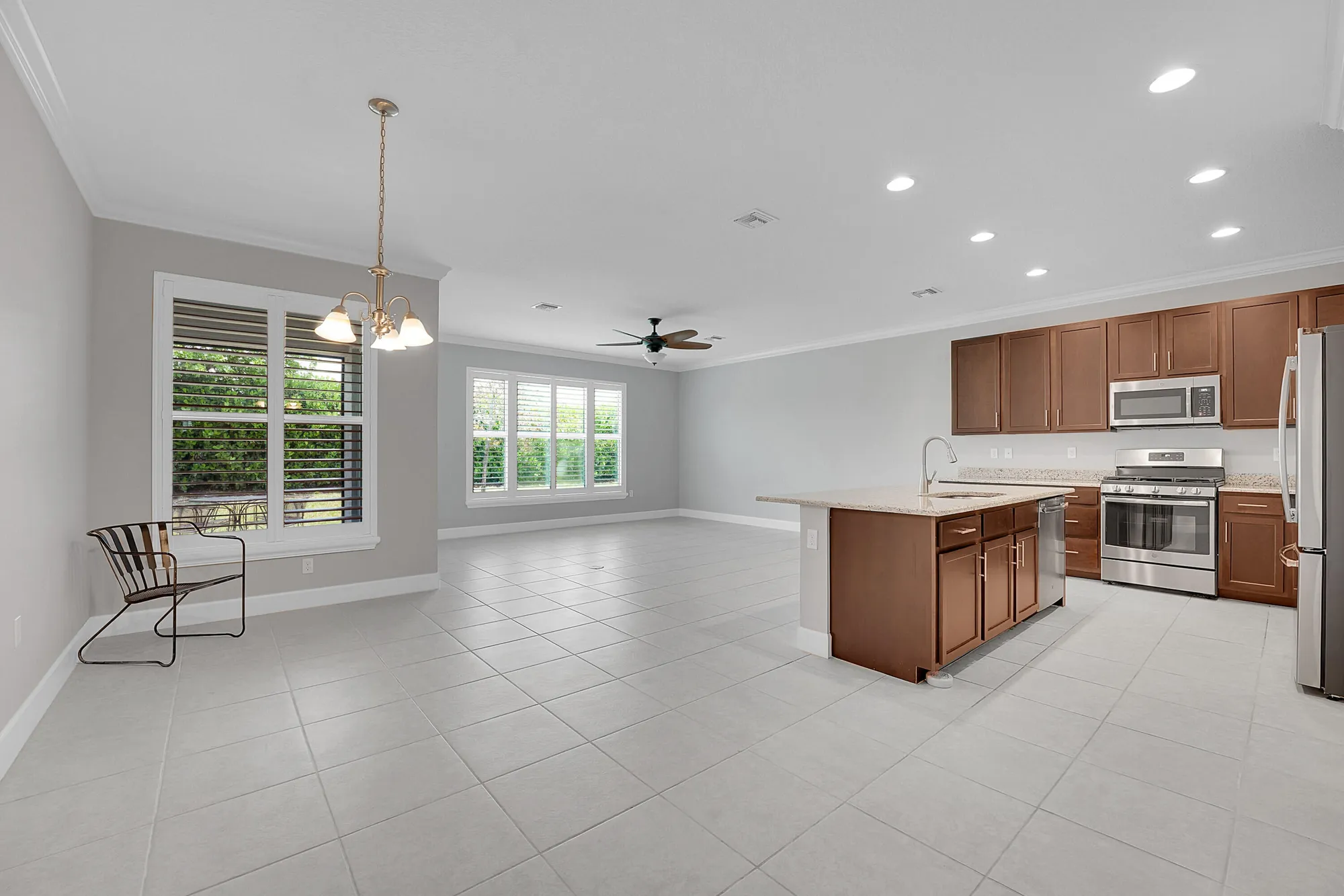 Property Slideshow image 7 of 41 | 11081 sw carriage hill ln, Port Saint Lucie, FL, 34987